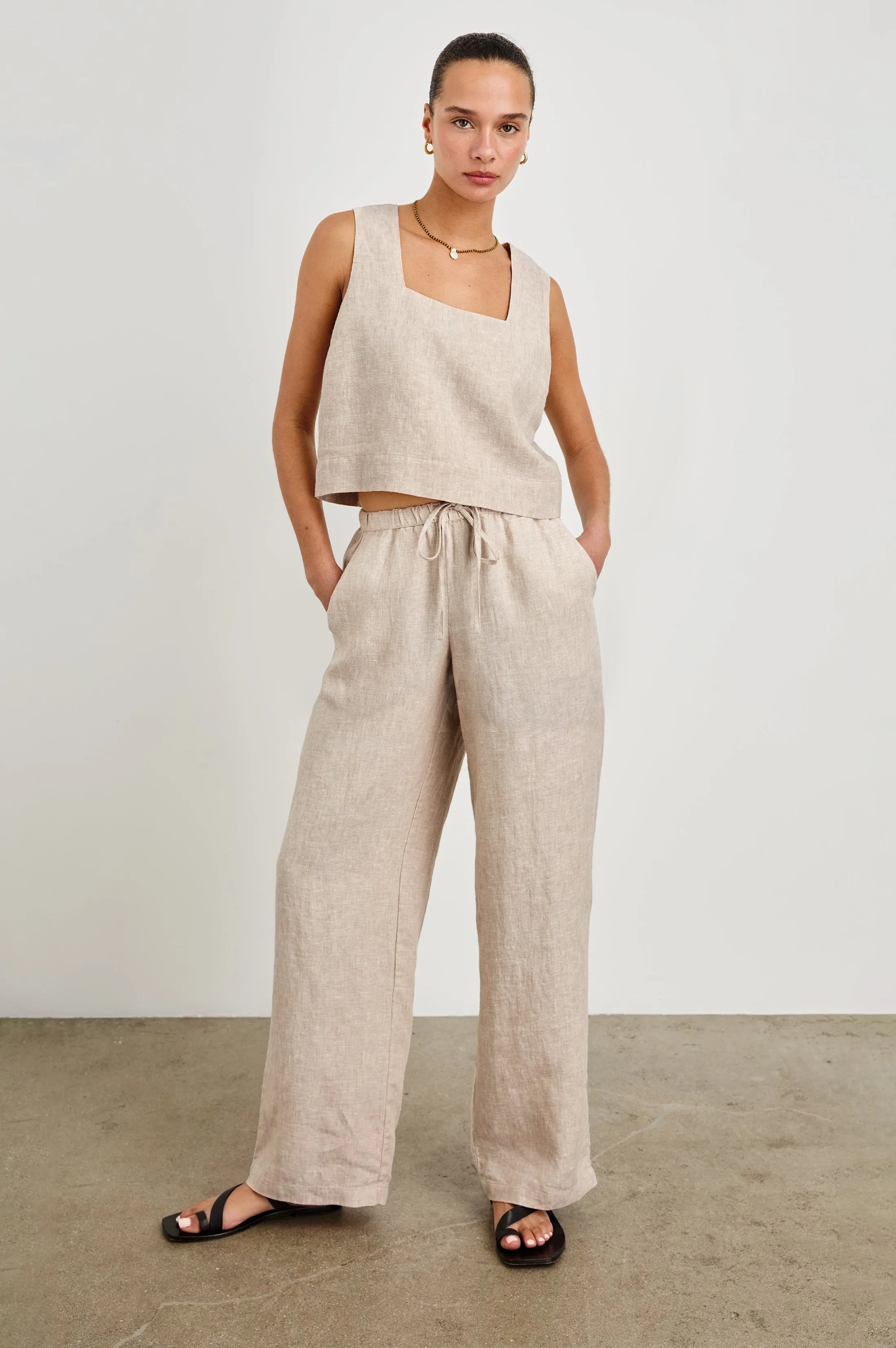 AKIRA TOP - HEATHERED FLAX Rails