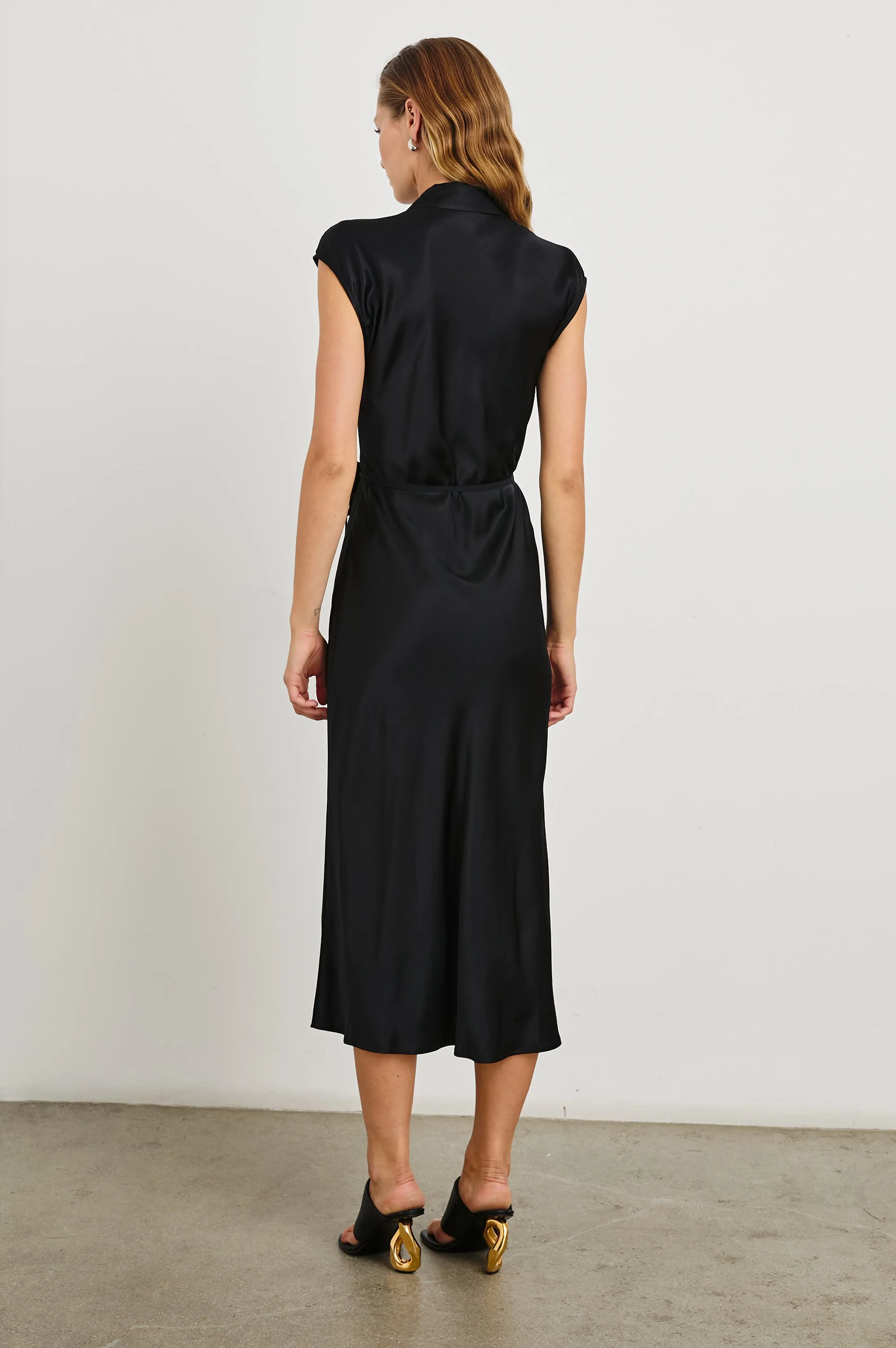 ALAI DRESS - BLACK Rails