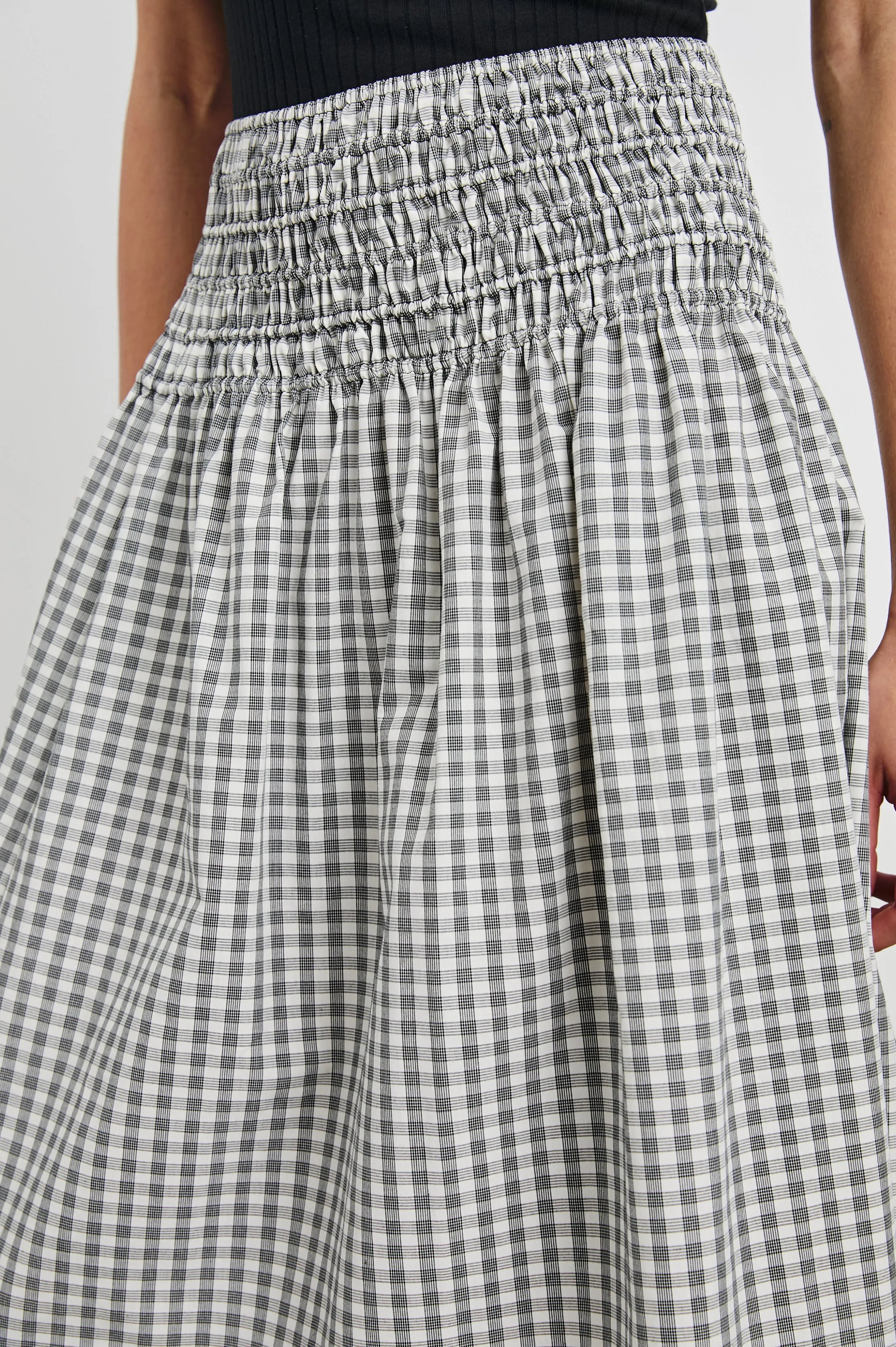 ALESSA SKIRT - IVORY JET GINGHAM Rails
