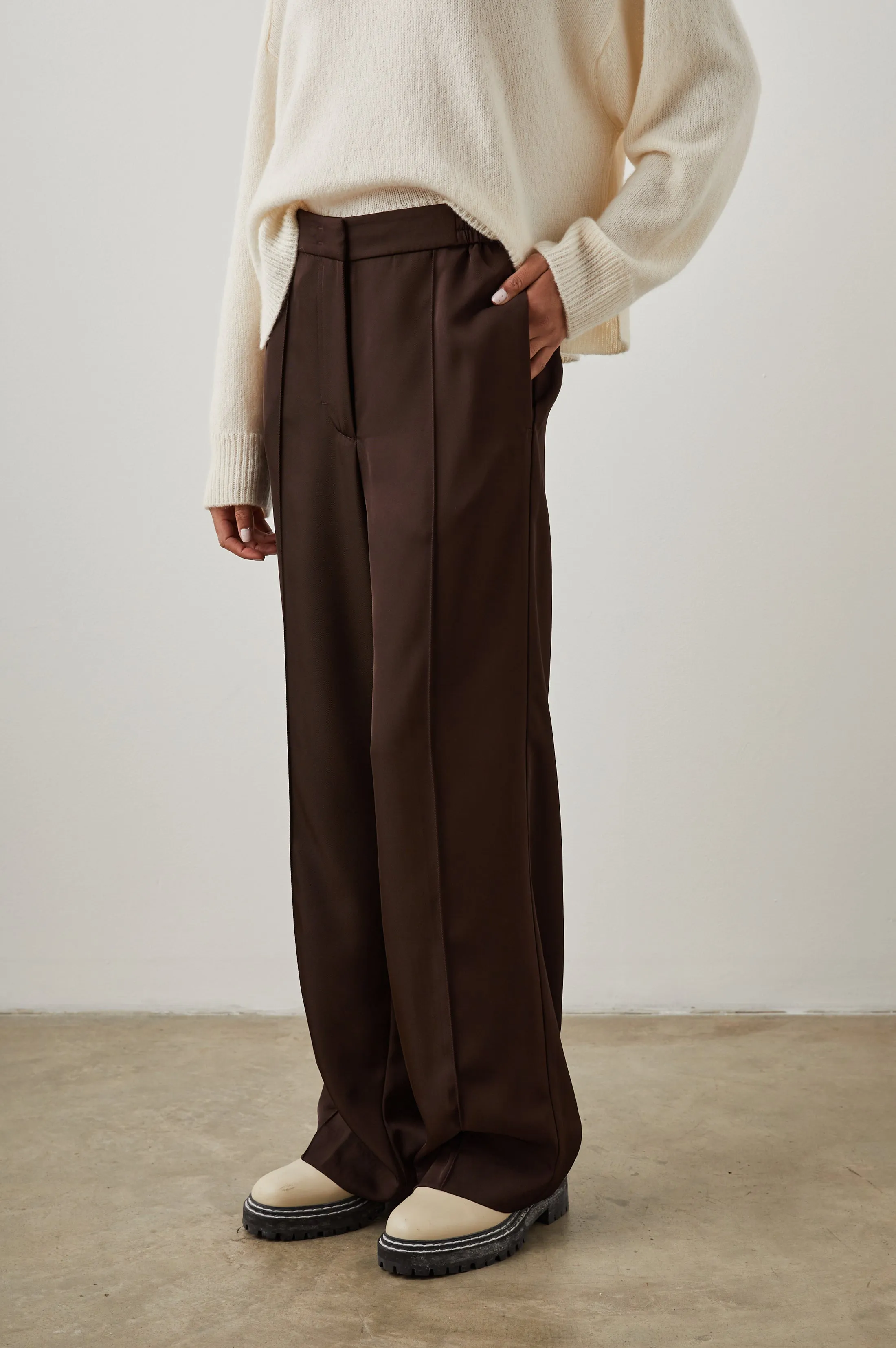 ALTA PANT - ESPRESSO Rails