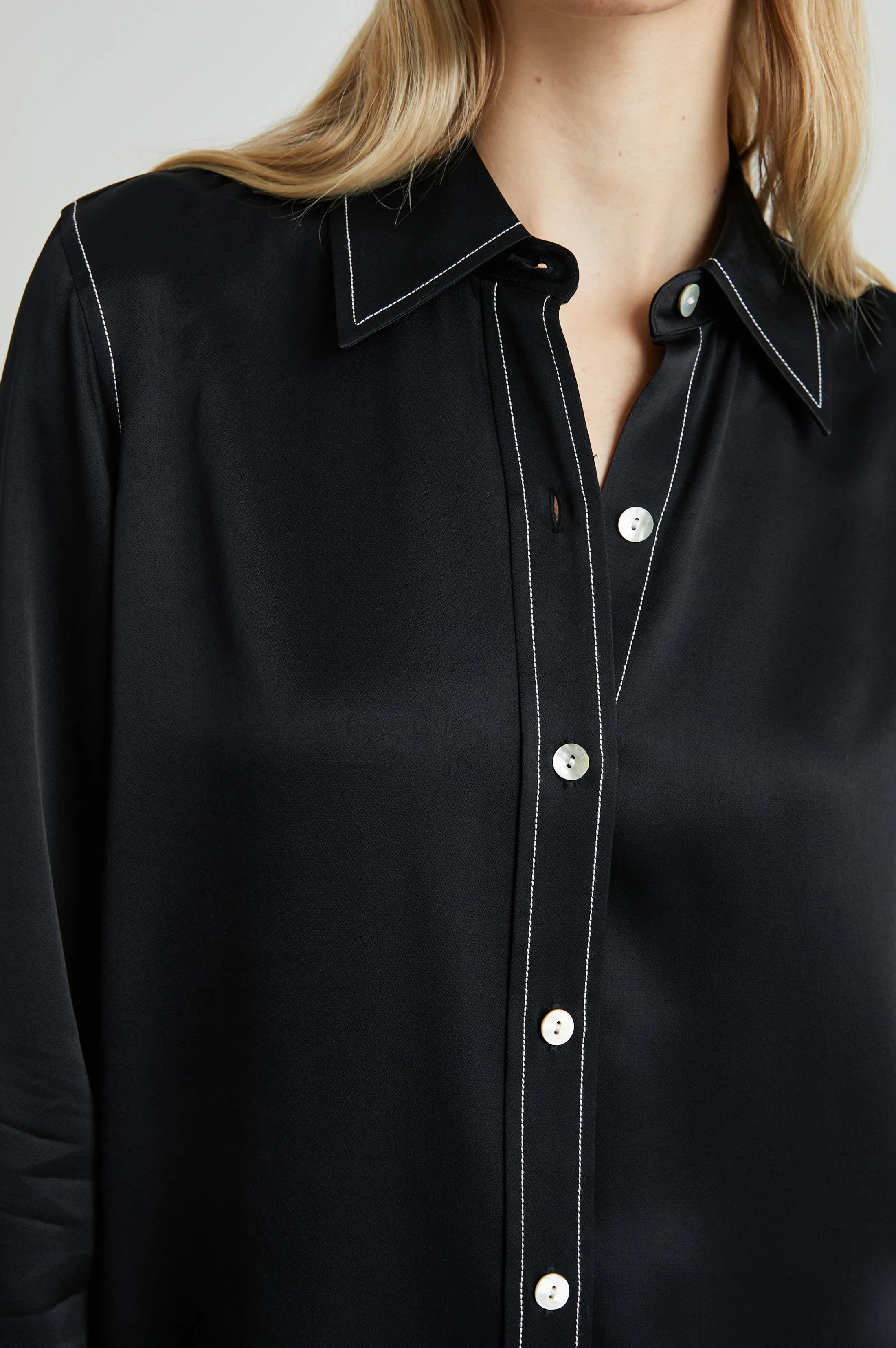 ANDREA TOP - BLACK Rails