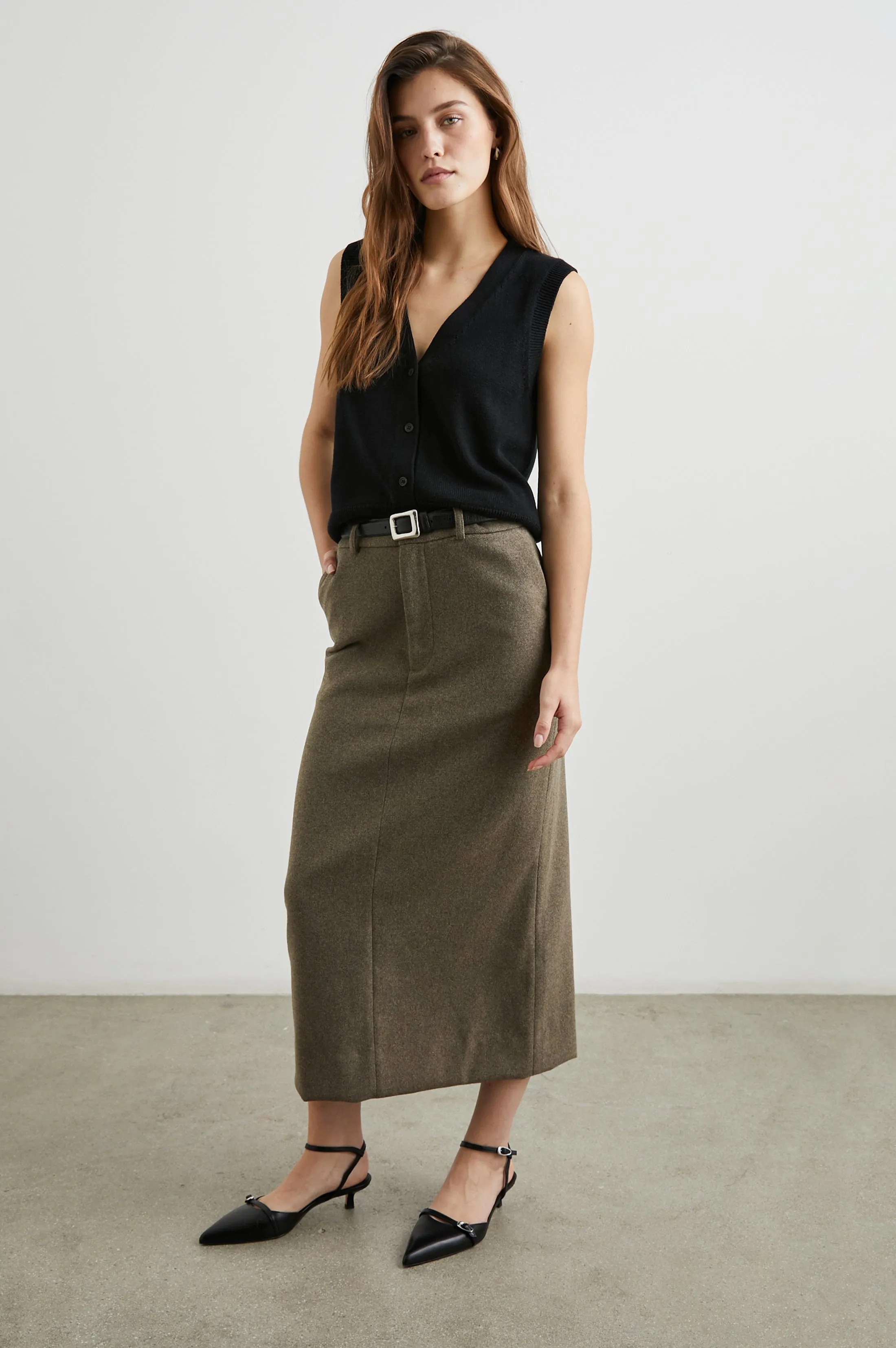 ANNIKA VEST - JET BLACK Rails