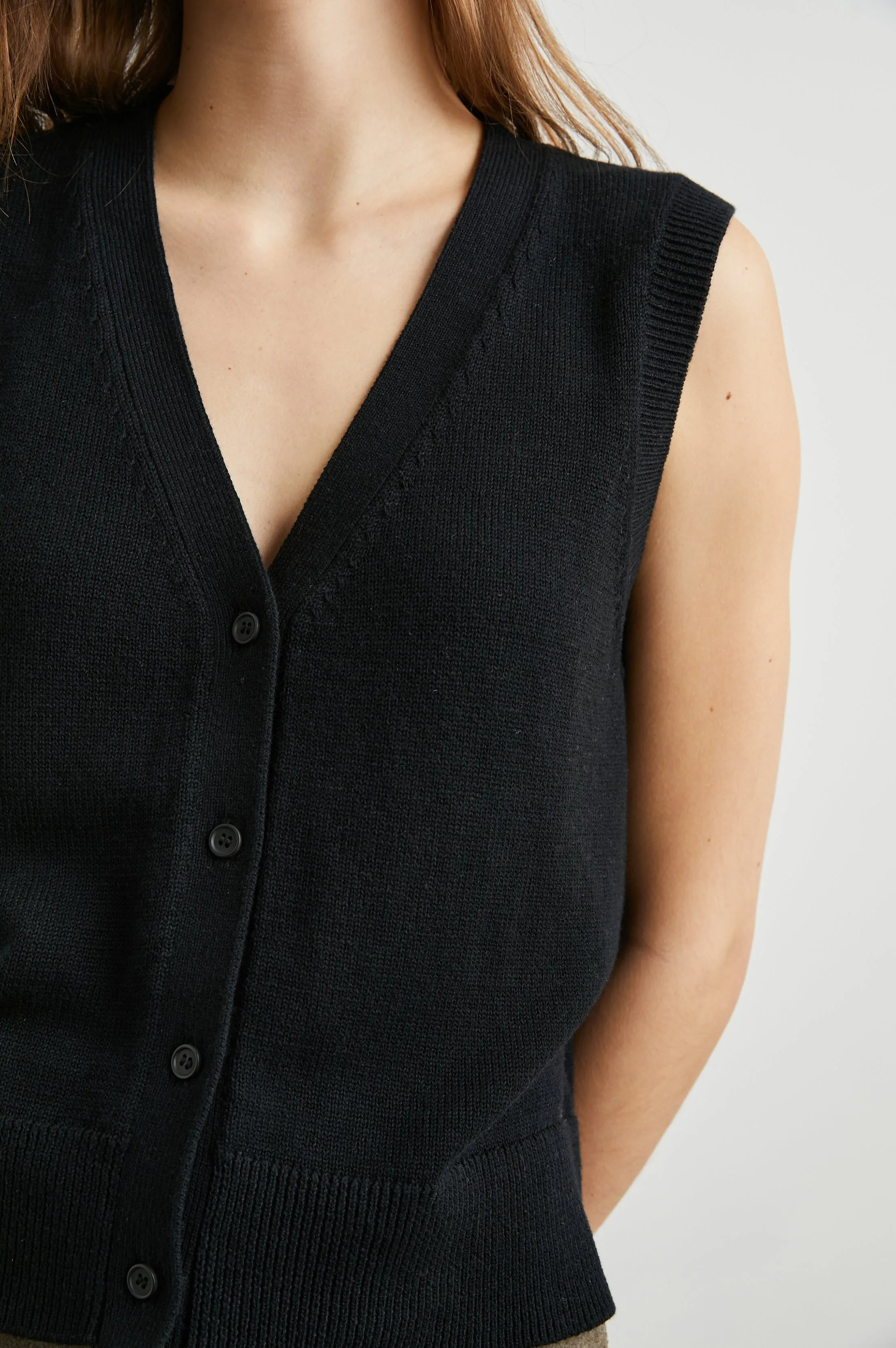 ANNIKA VEST - JET BLACK Rails