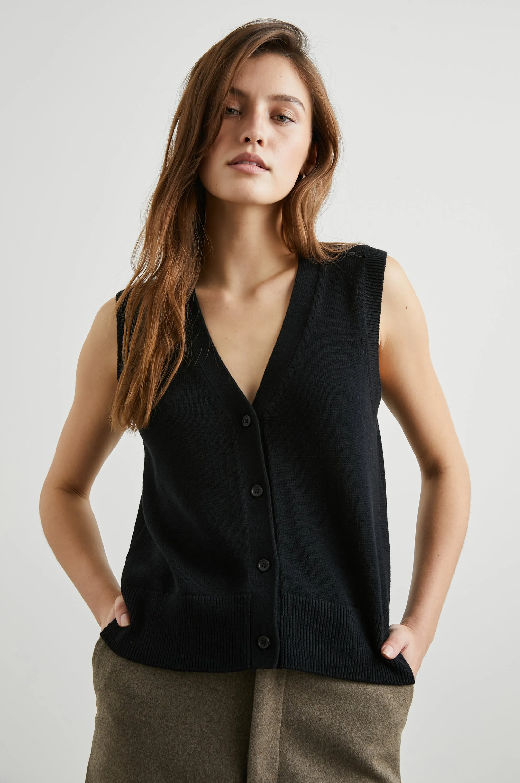 ANNIKA VEST - JET BLACK Rails