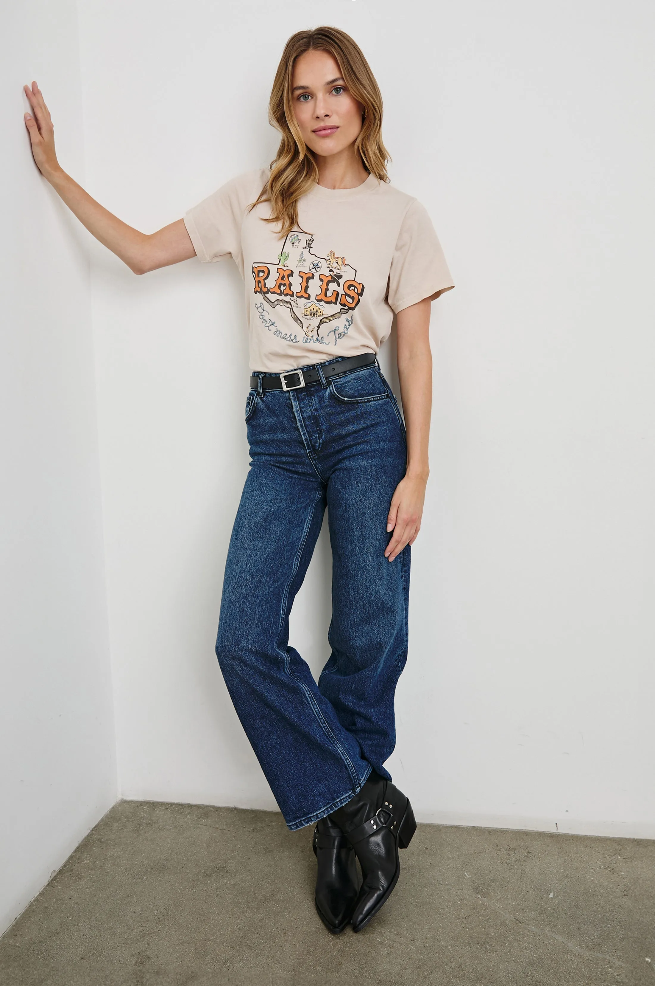 BOYFRIEND T-SHIRT - RAILS TEXAS Rails