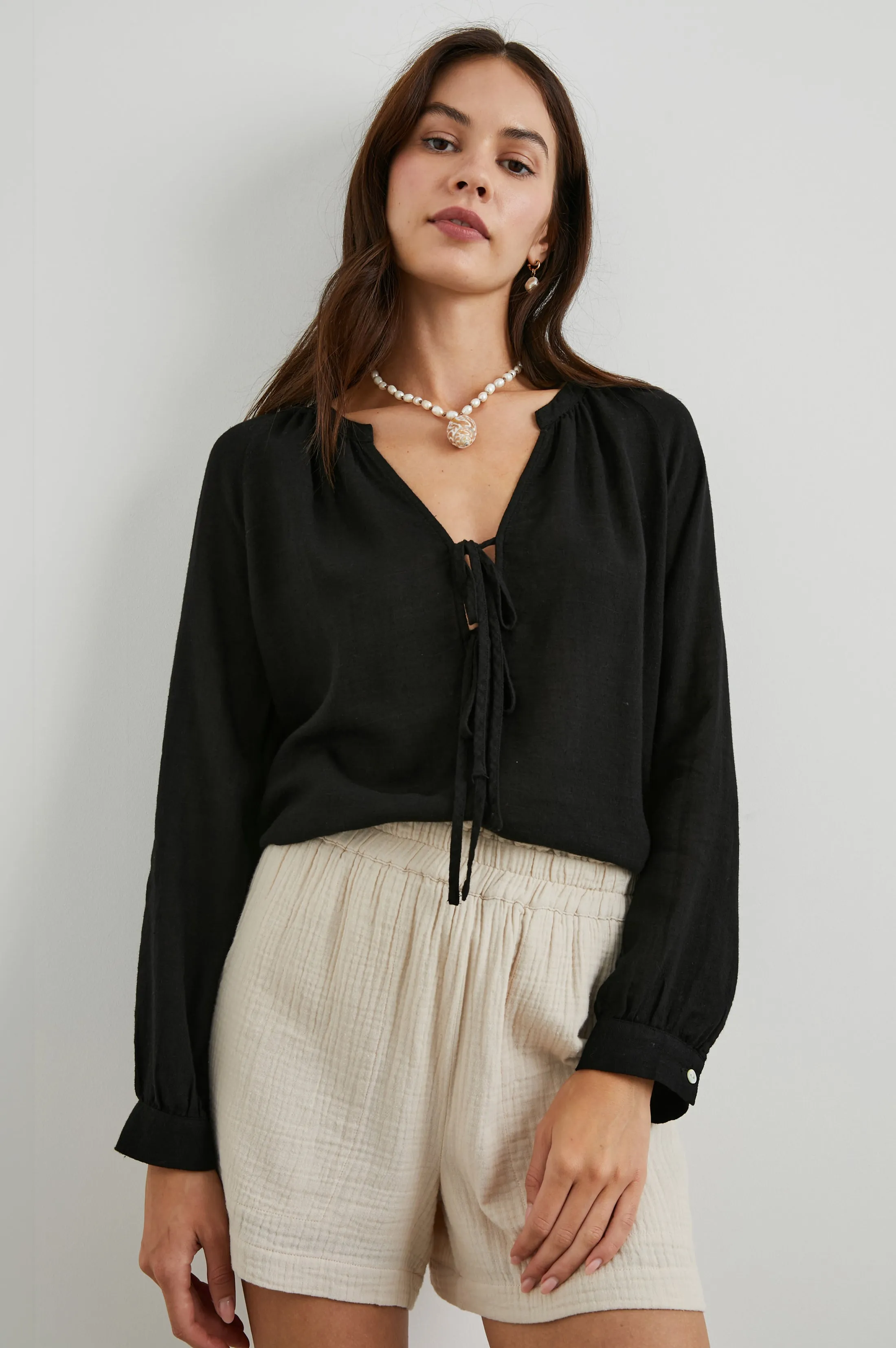 BRIELLE TOP - BLACK Rails