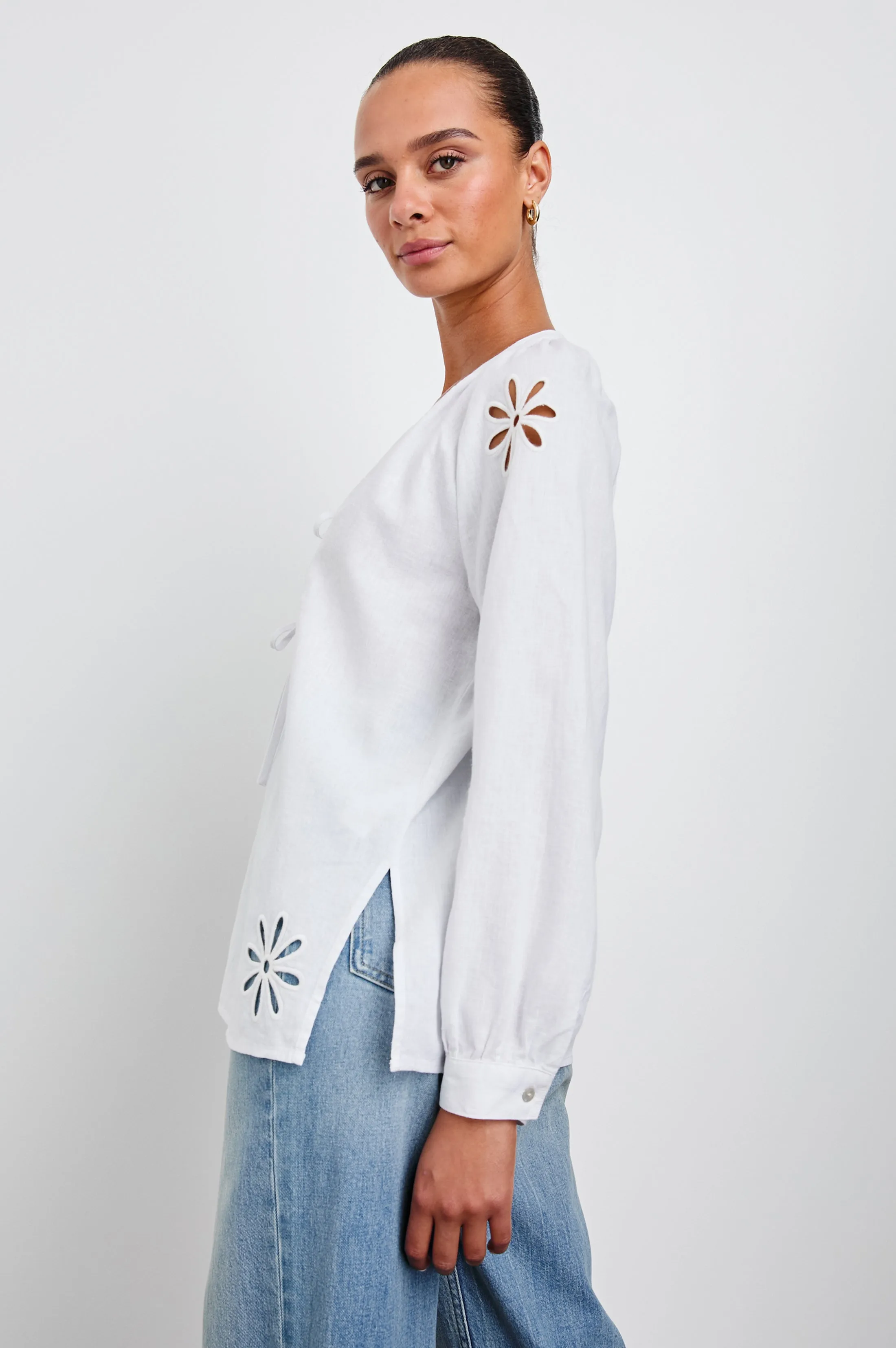 BRIELLE TOP - WHITE EYELET Rails