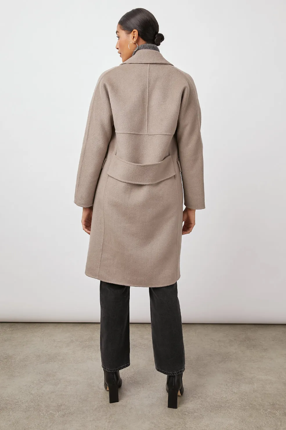BRISTOL COAT - MINK Rails