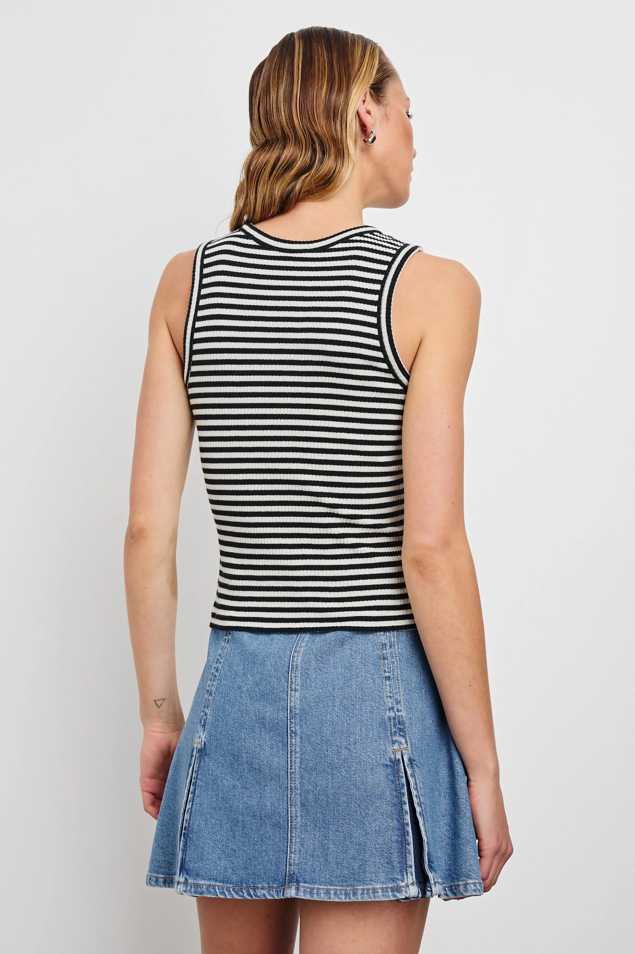 BROAD SKIRT - BRISTOL Rails