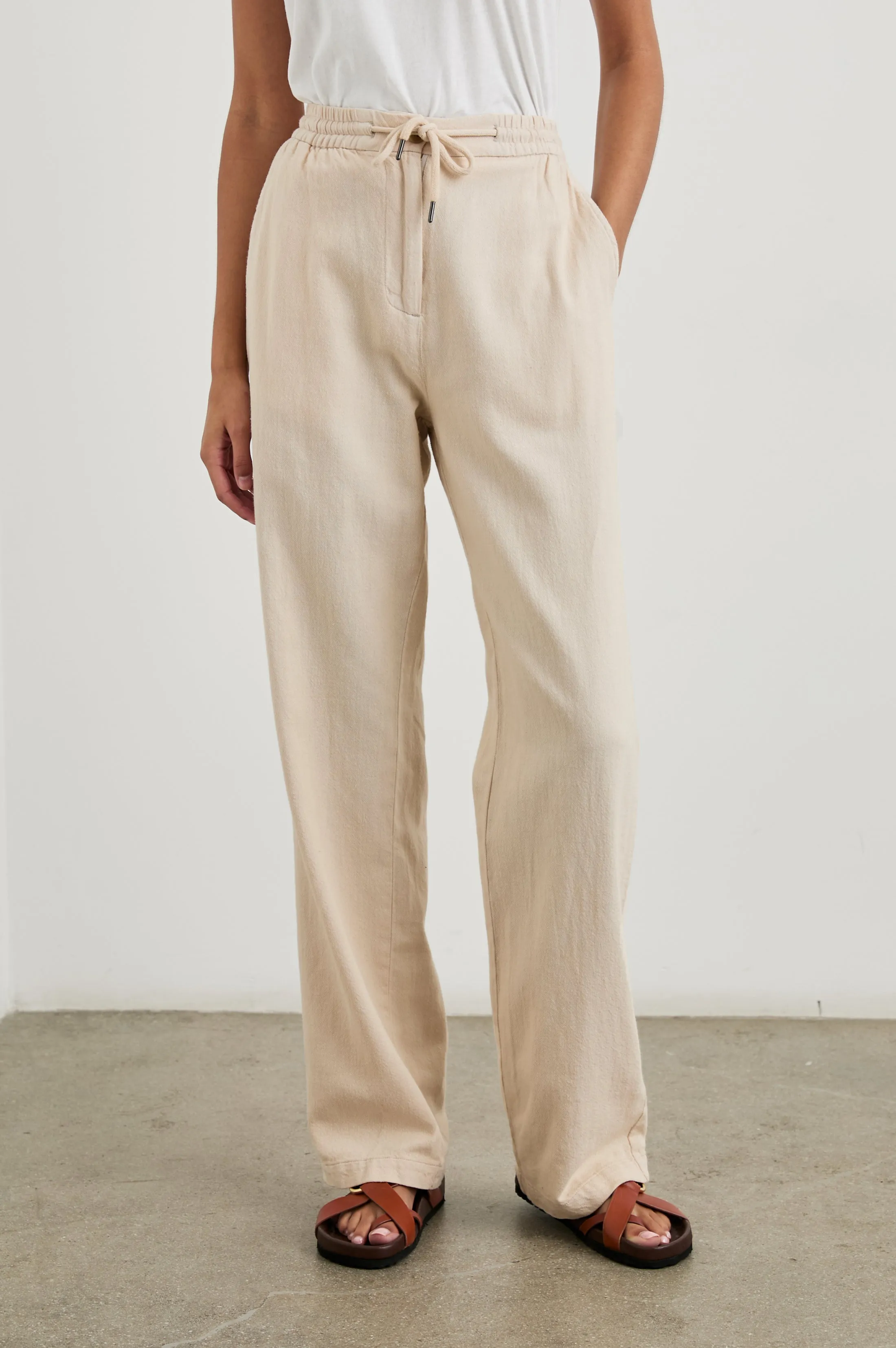 BROOKLYN PANT - STONE Rails