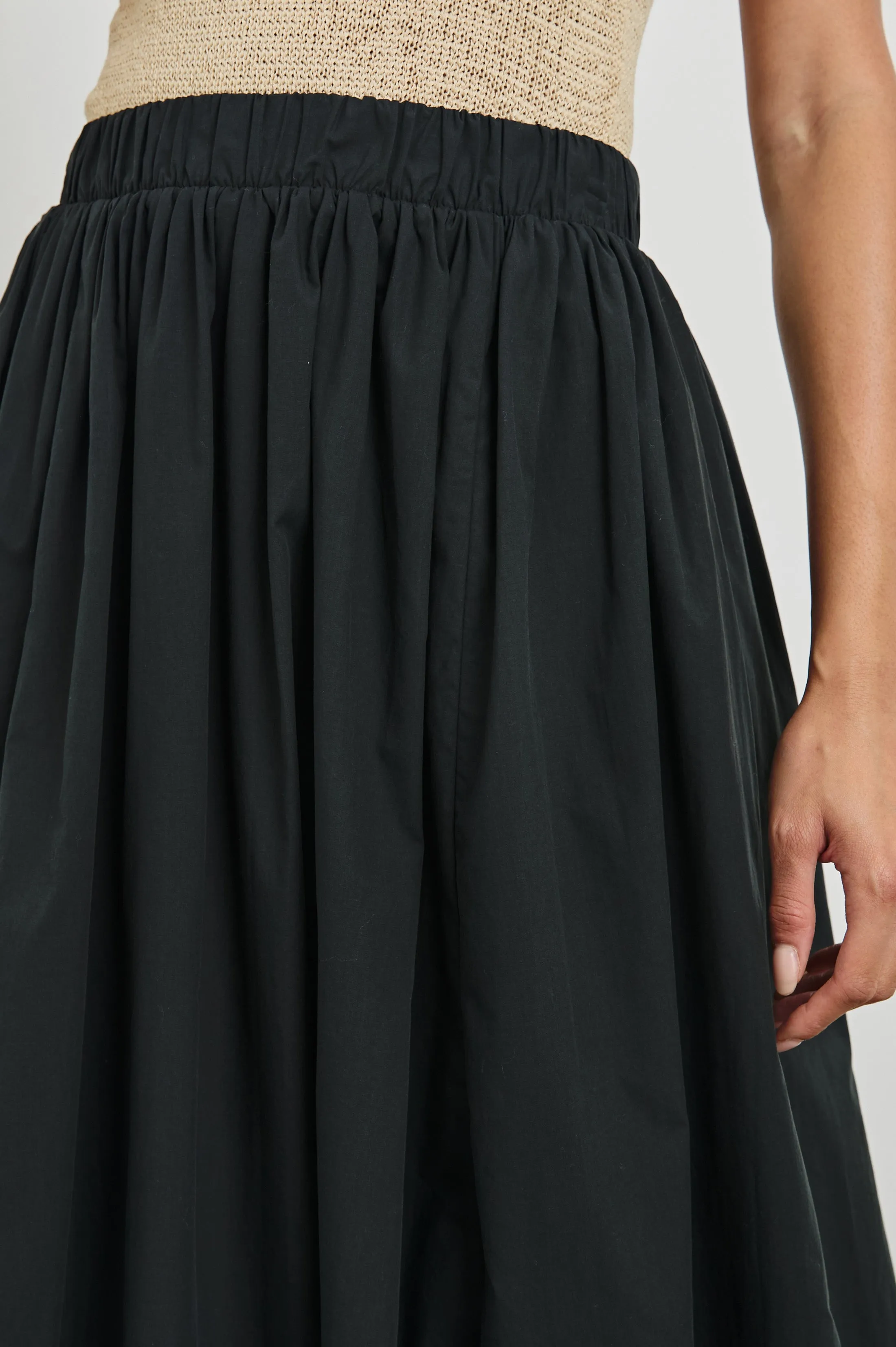 CALA SKIRT - BLACK Rails