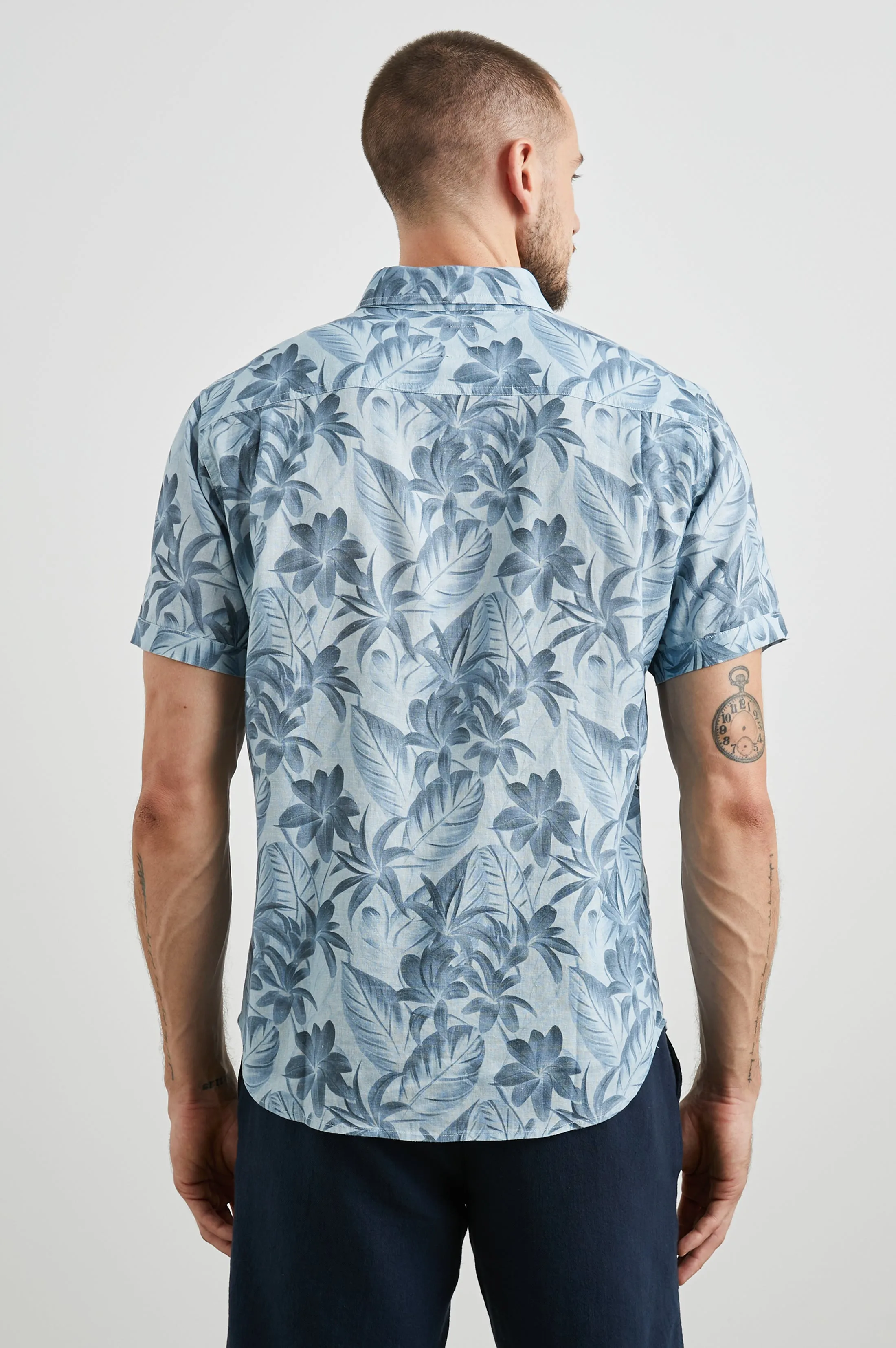 CARSON SHIRT - JUNGLE GARDEN REFLECTION Rails