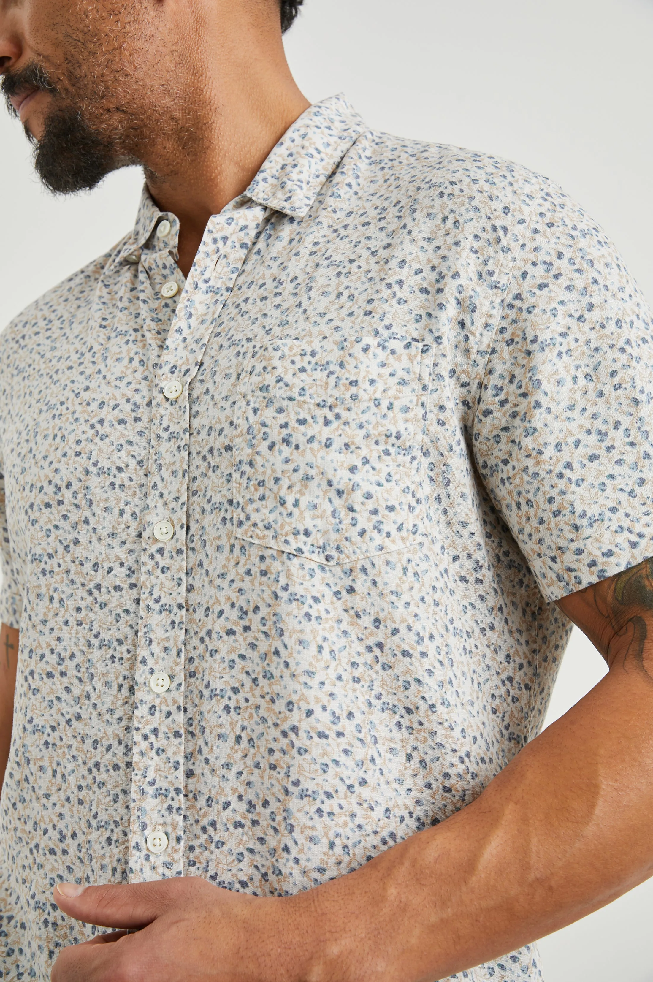 CARSON SHIRT - SPRING BLOSSOM PARCHMENT Rails