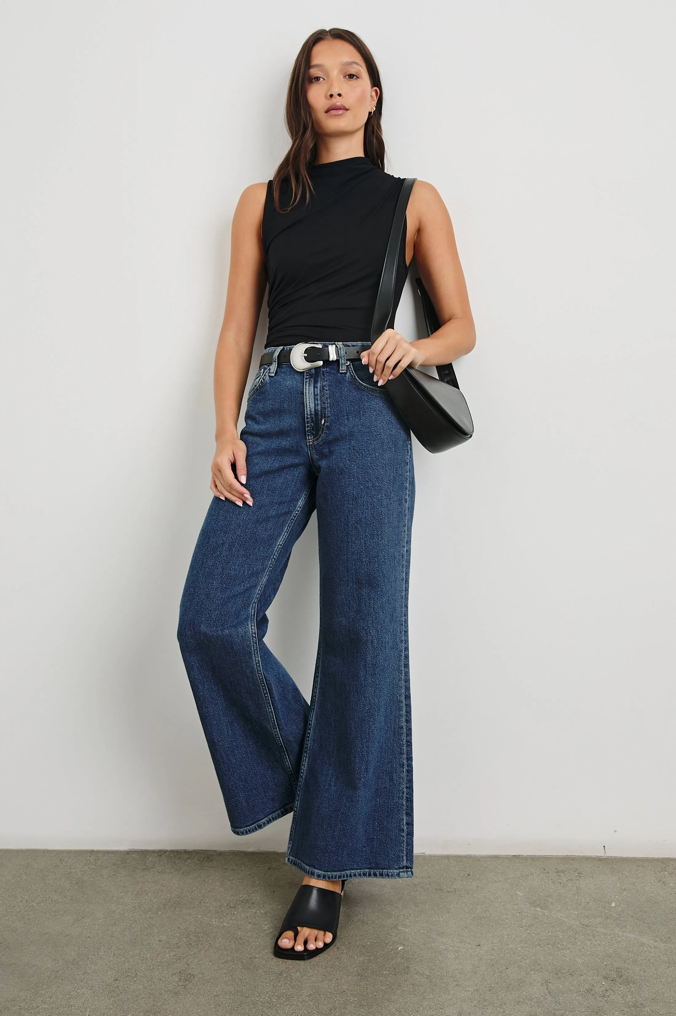 CHRISTEN TOP - BLACK Rails