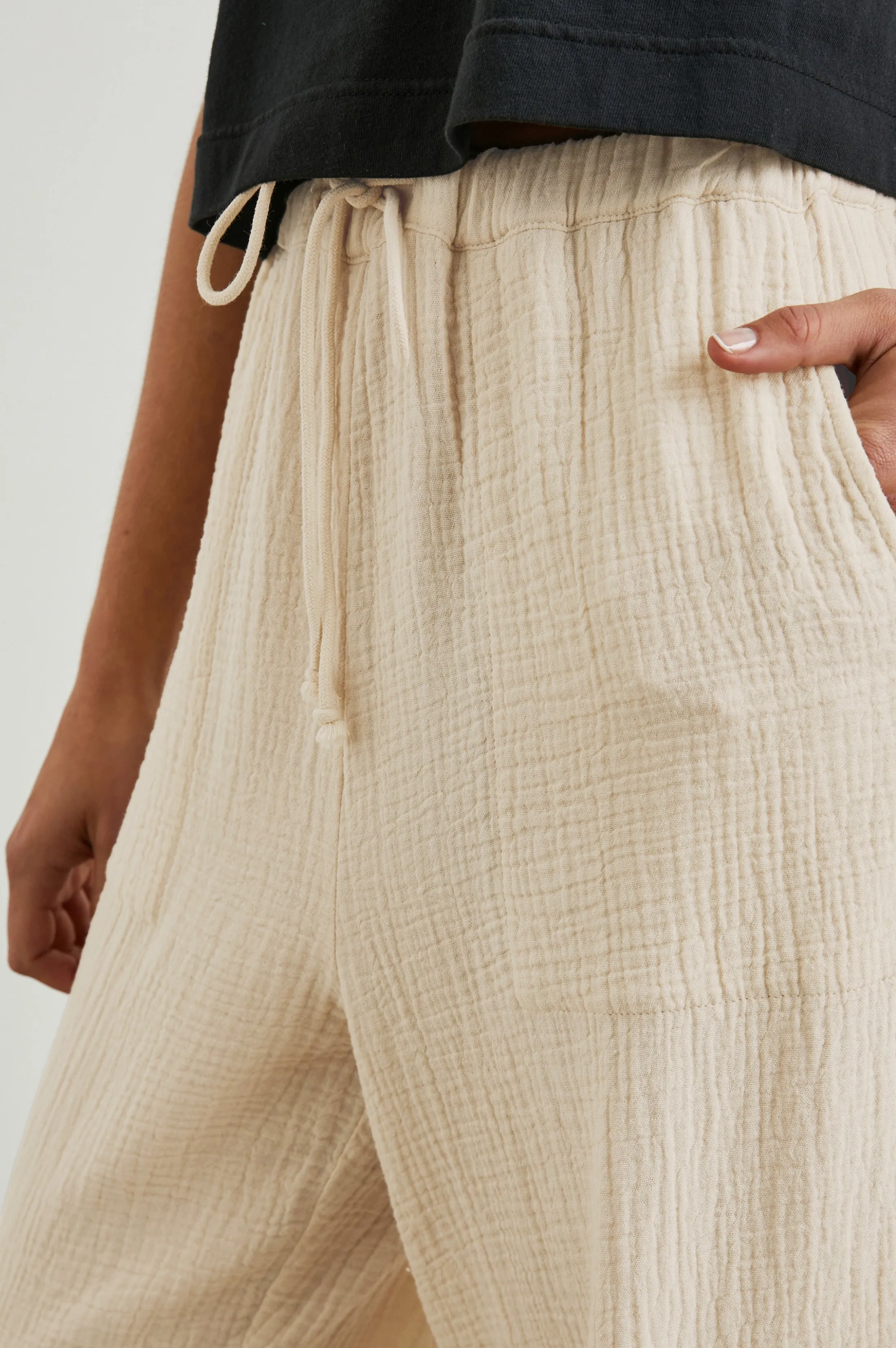 CHRISTIANO PANT - FLAX Rails