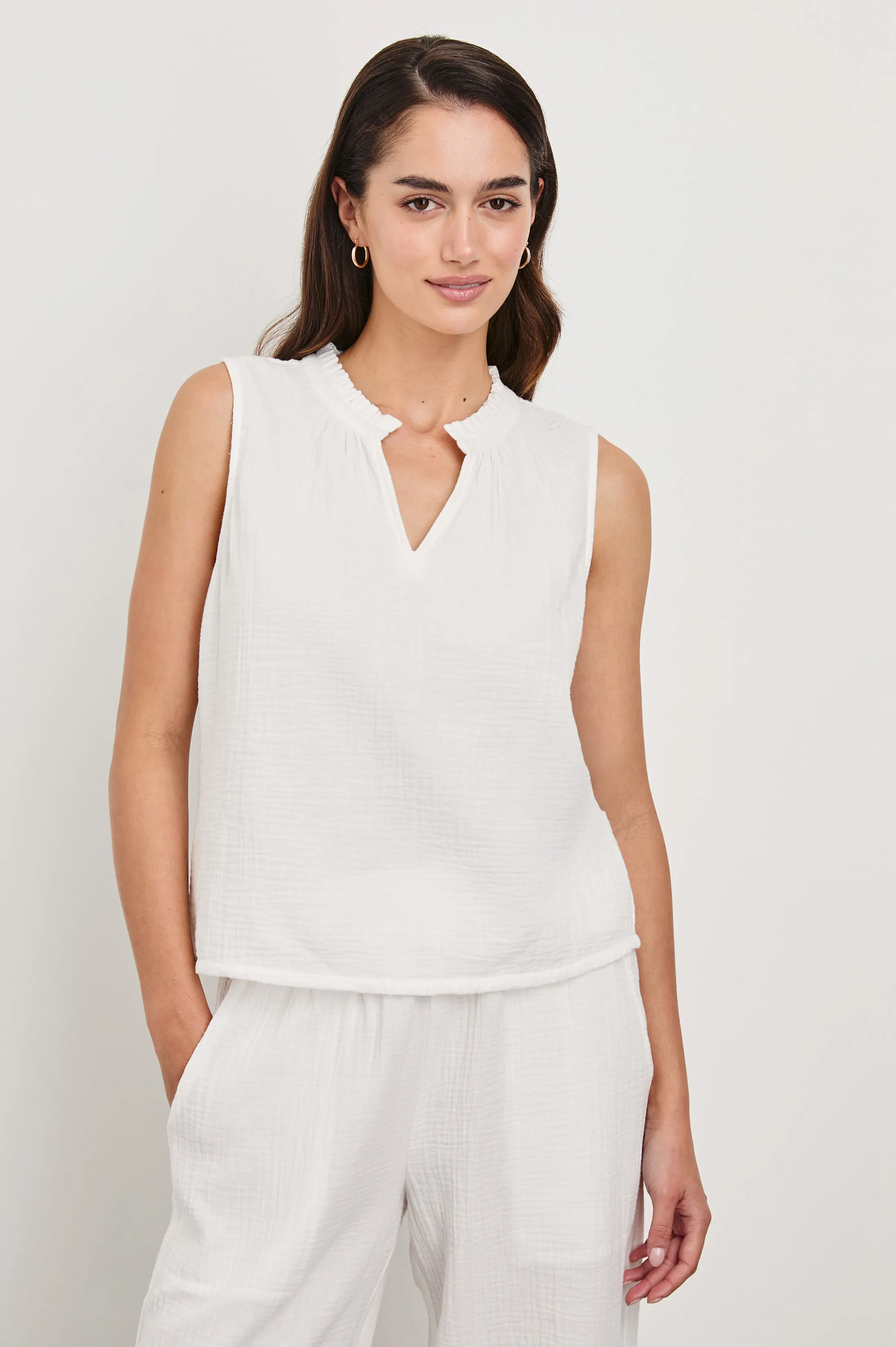 CHRISTY TOP - WHITE Rails