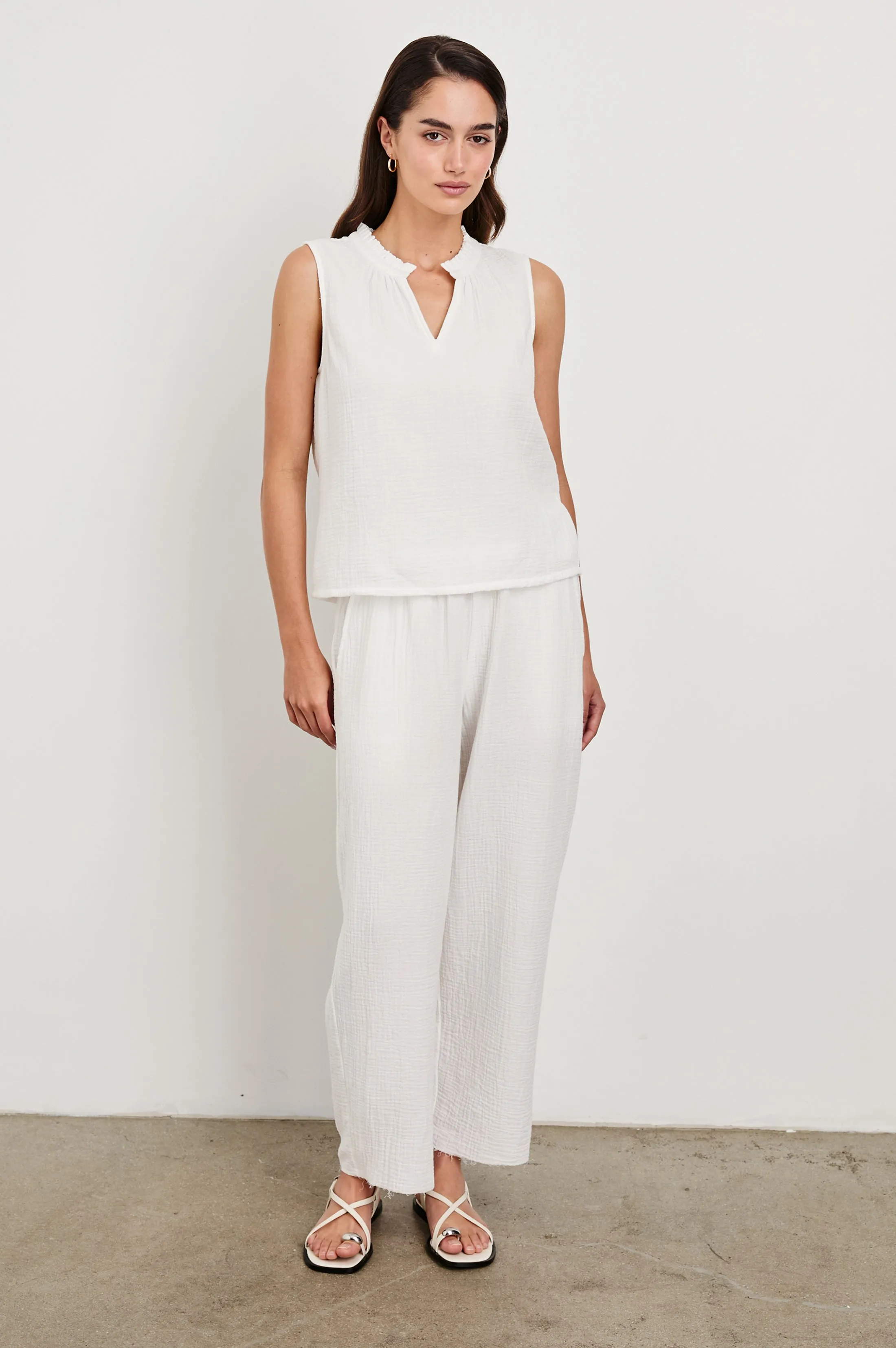 CHRISTY TOP - WHITE Rails