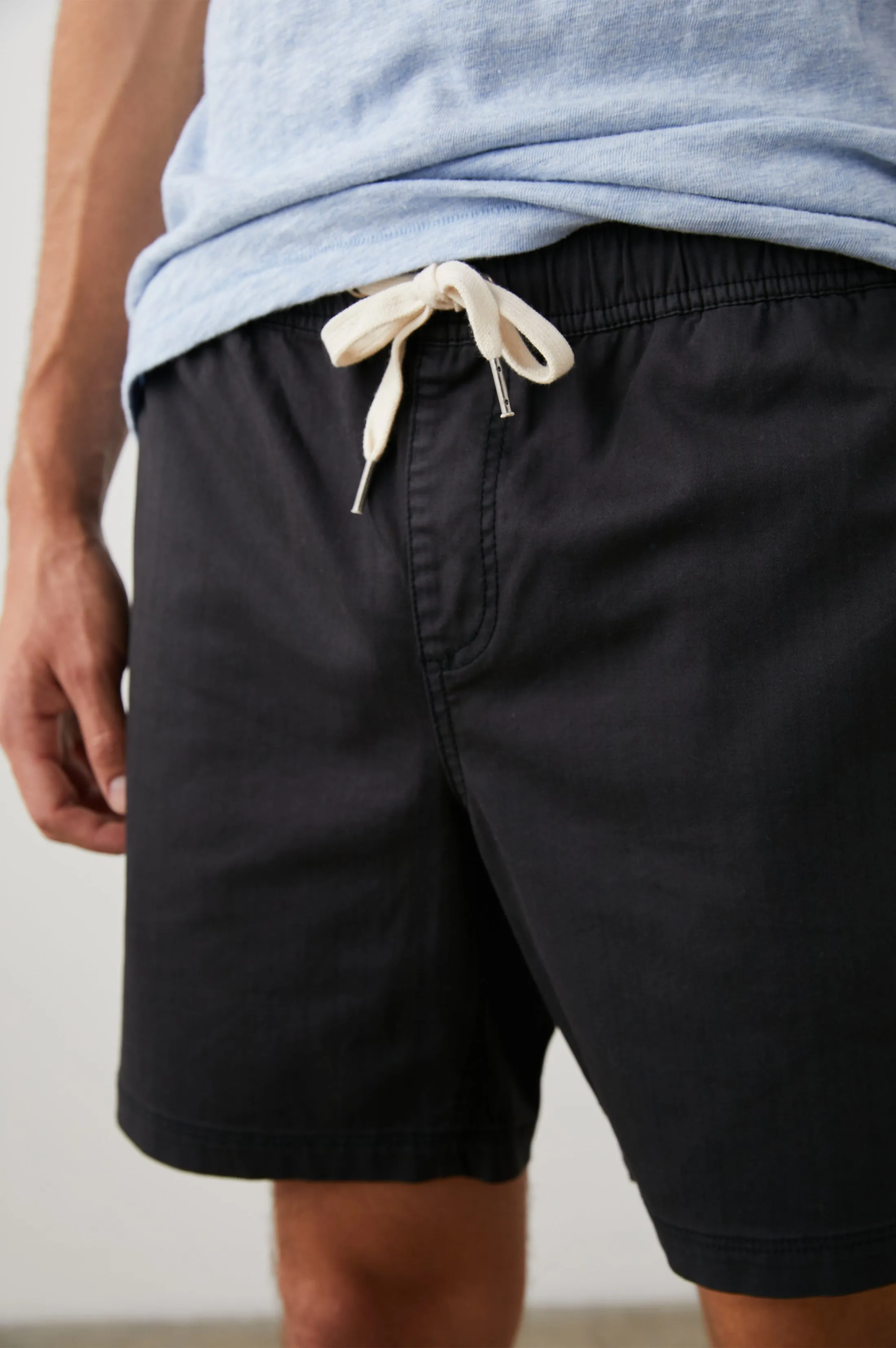 CRUZ SHORT - WASHED BLACK Rails