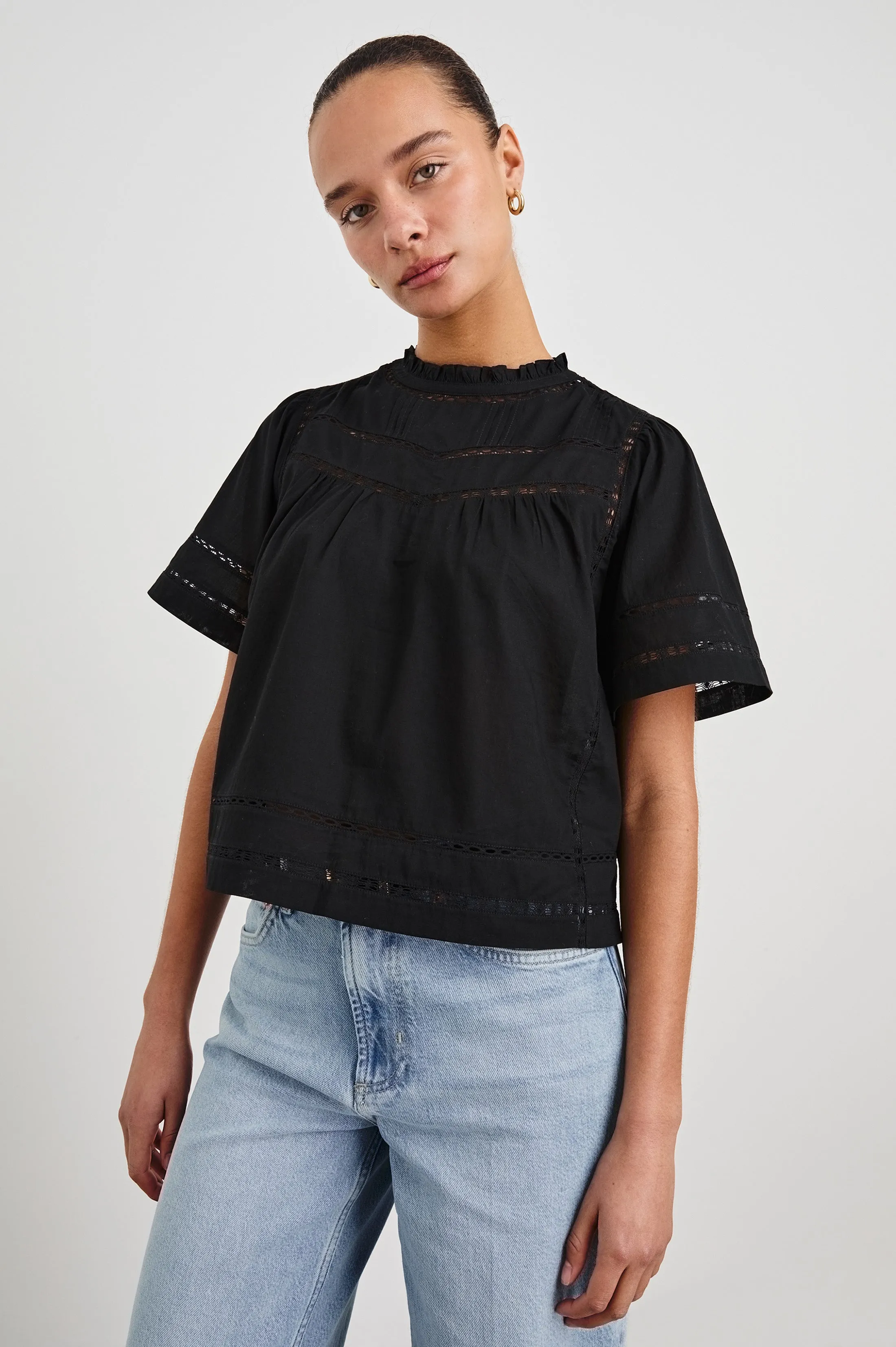 DAISY TOP - BLACK Rails
