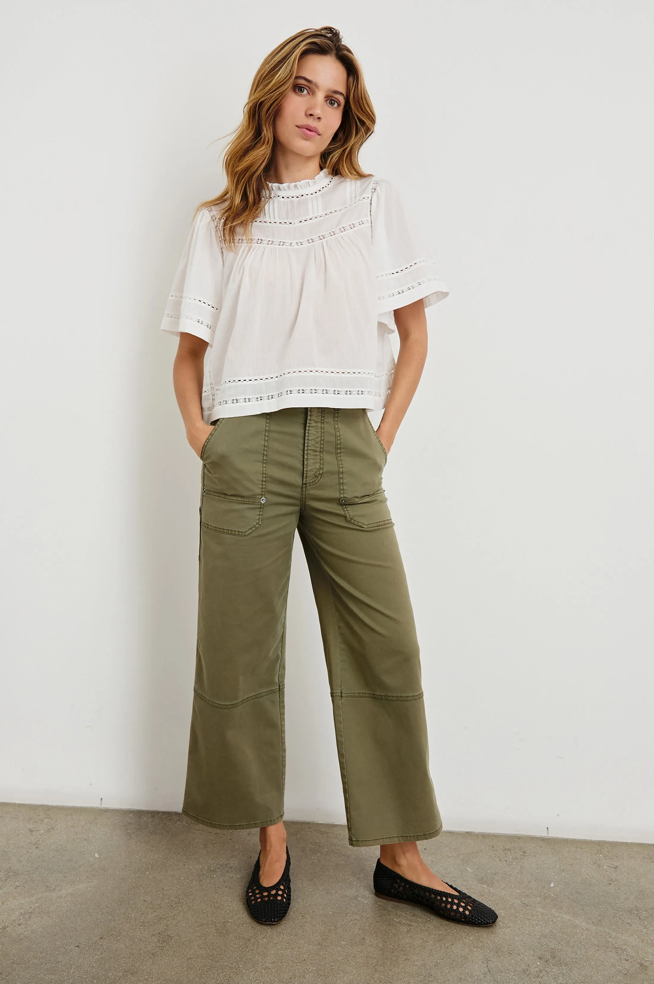 DAISY TOP - WHITE Rails