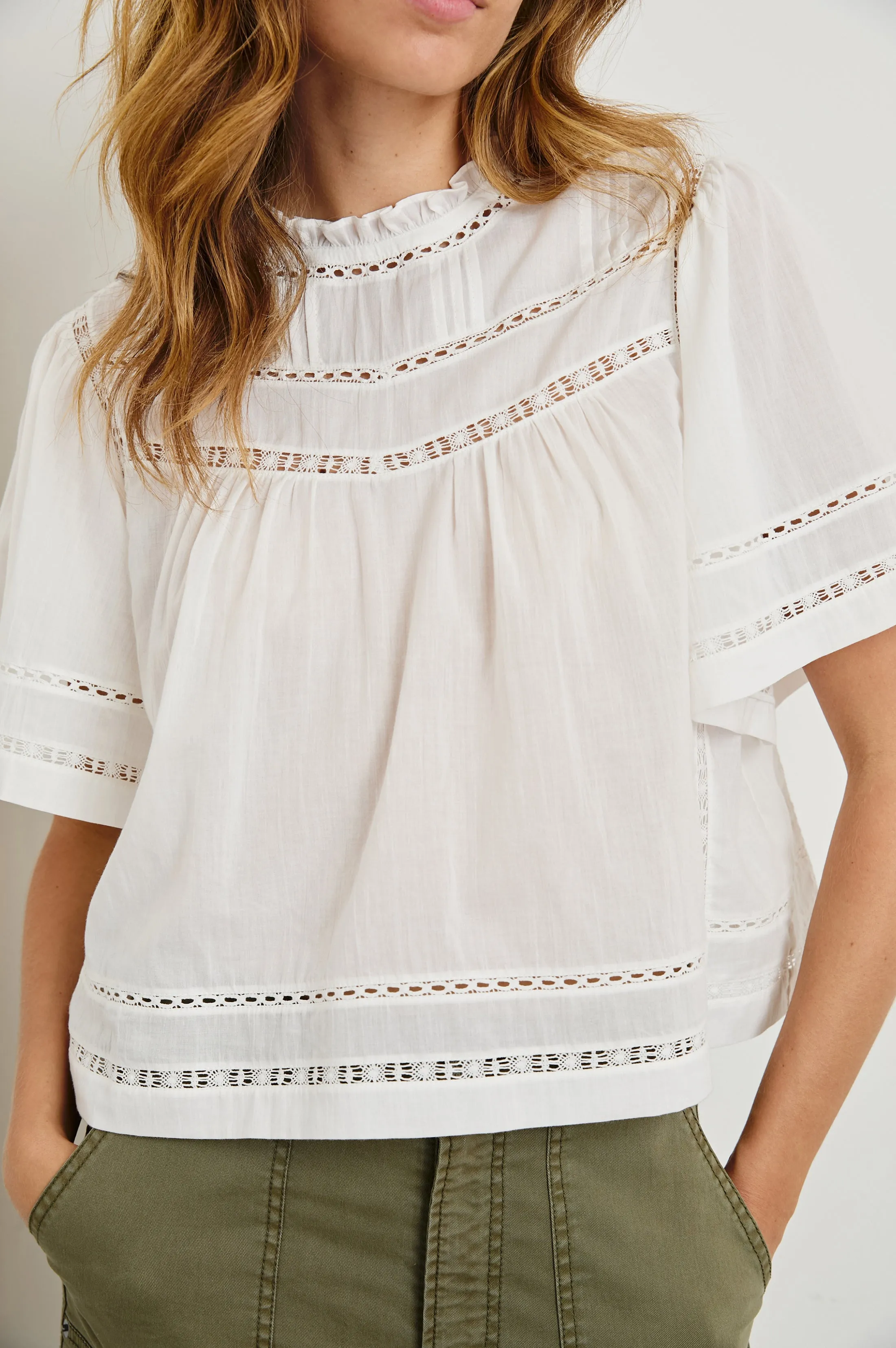 DAISY TOP - WHITE Rails
