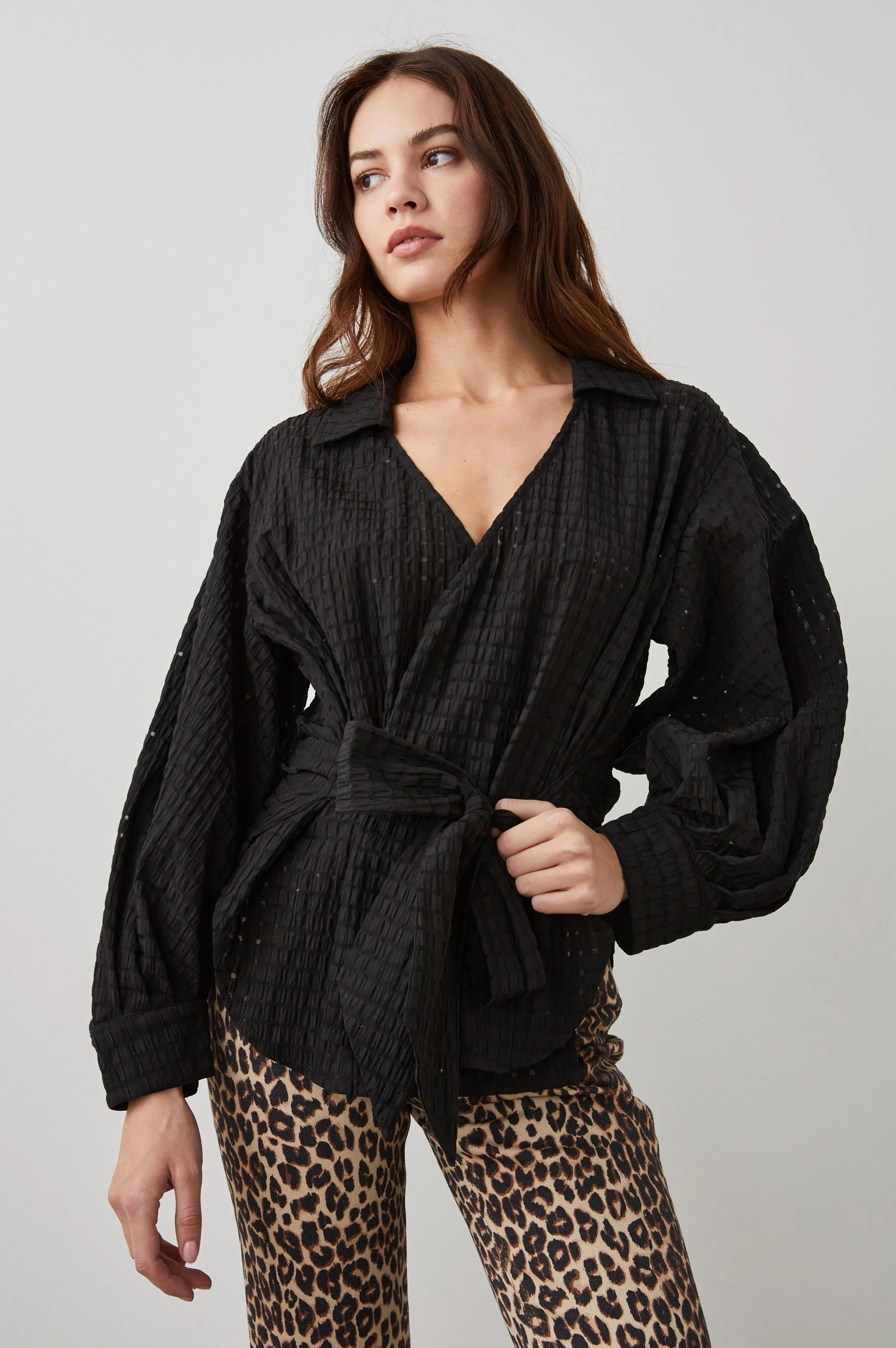 EILEEN TOP - BLACK SEERSUCKER Rails