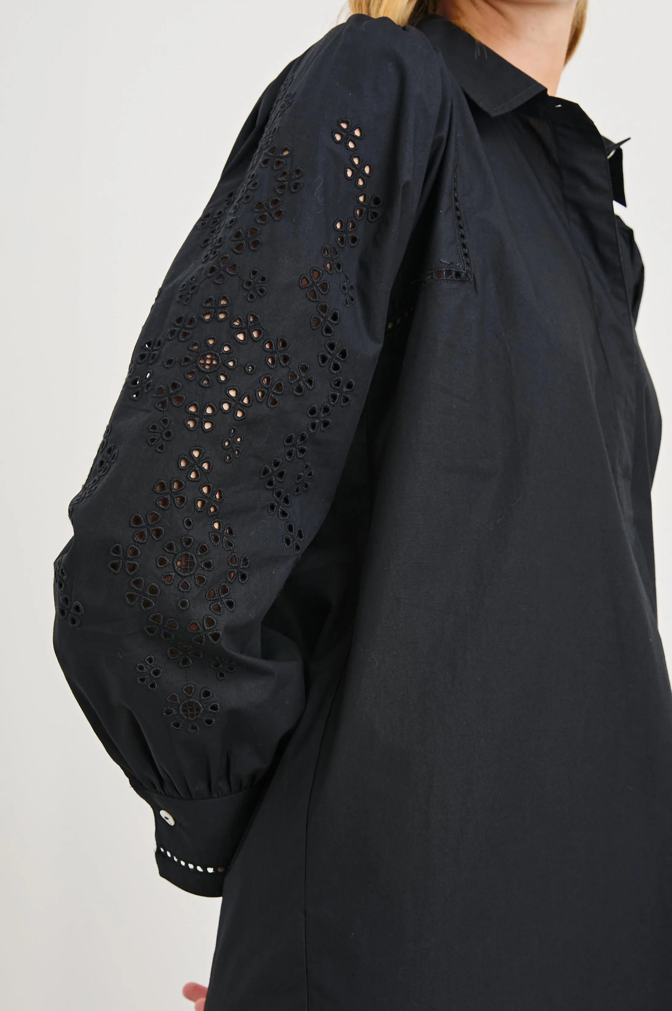 FERNANDA DRESS - BLACK EYELET Rails