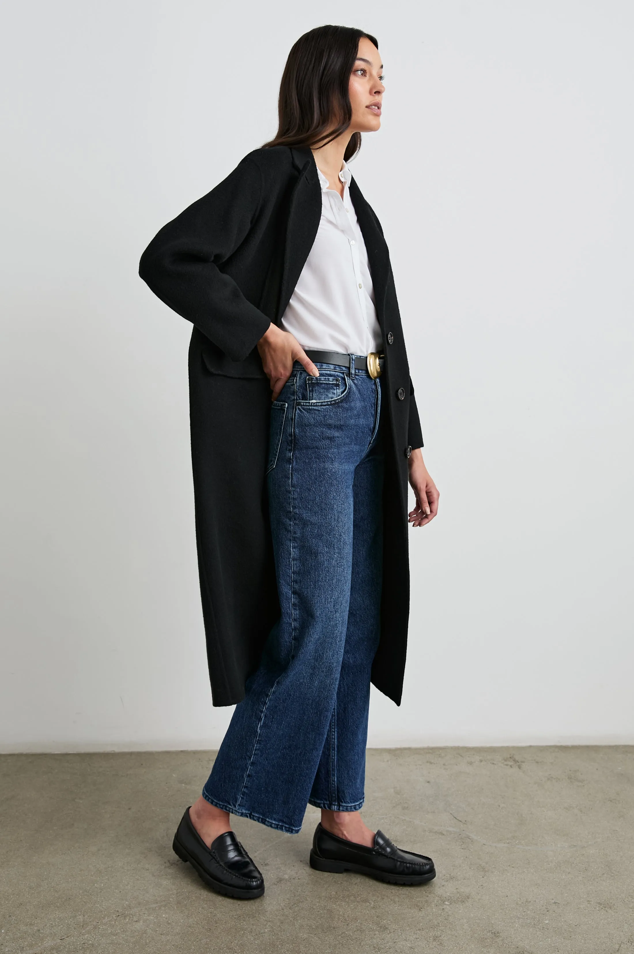 GALLERY COAT - BLACK Rails