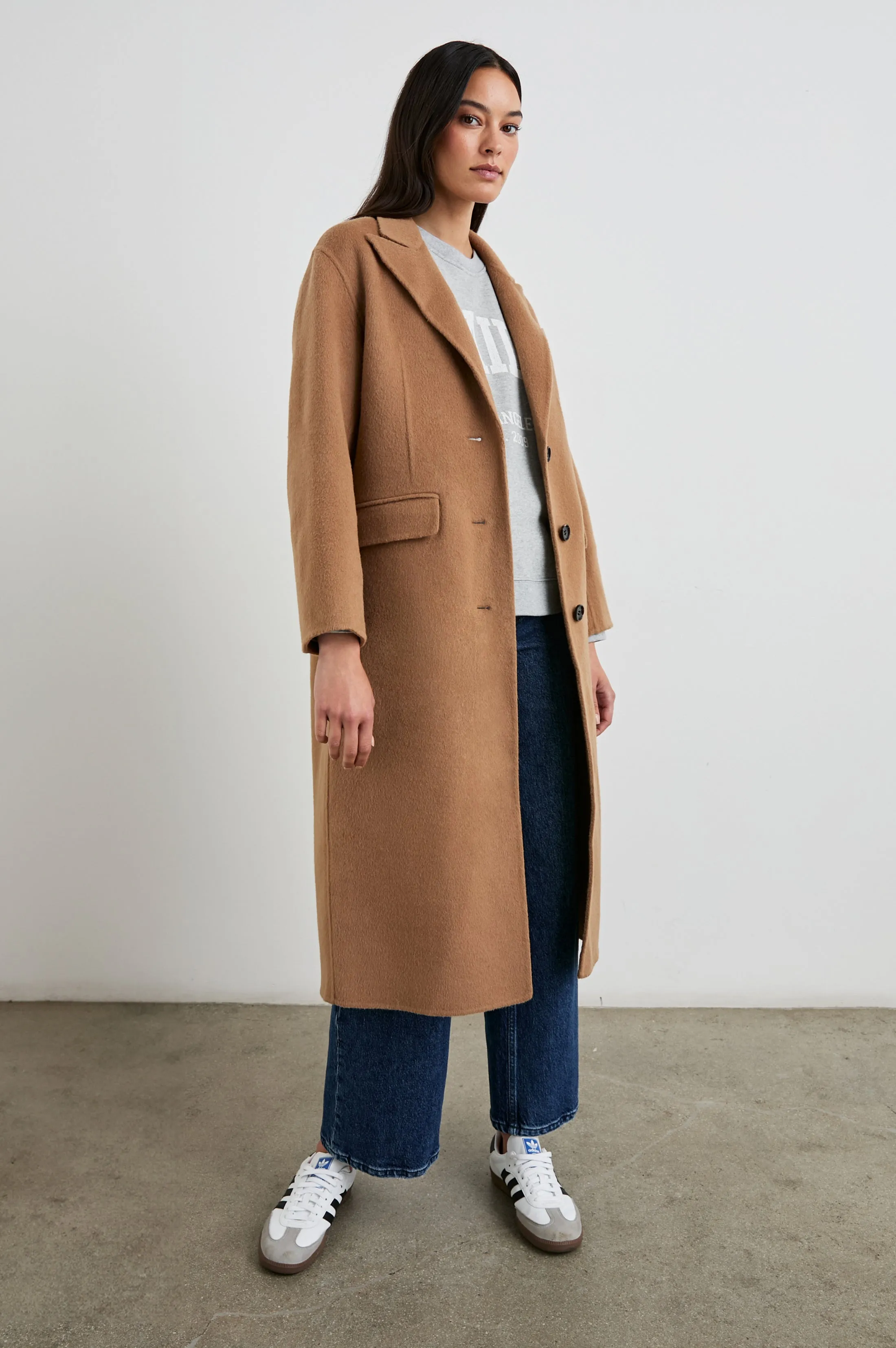 GALLERY COAT - CAMEL Rails