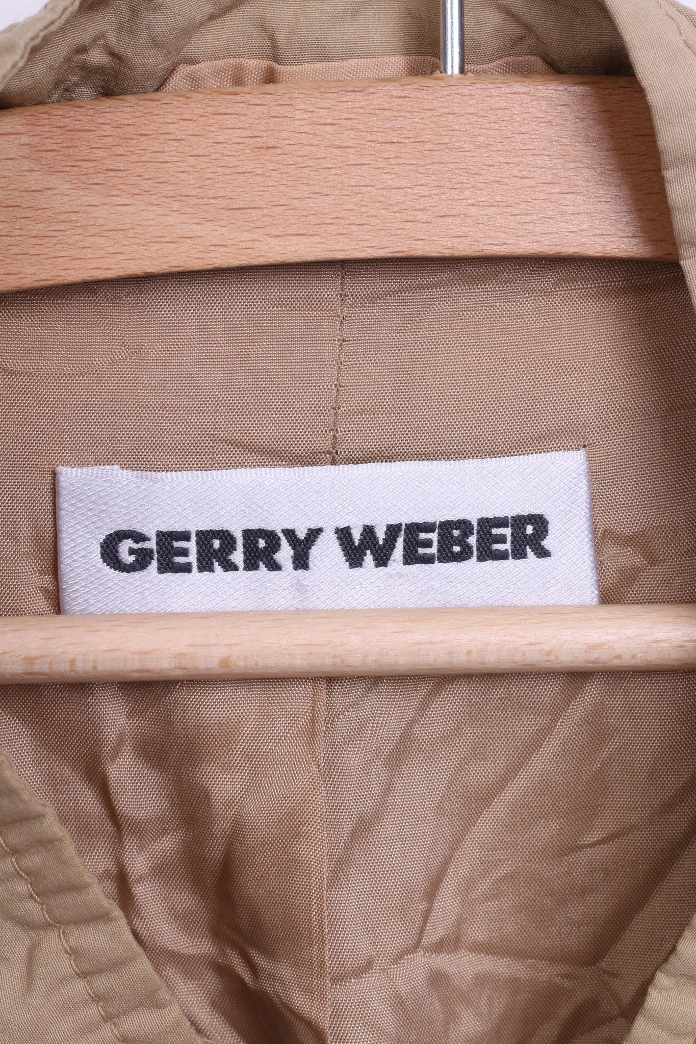 Gerry Weber Womens M Jacket Beige Shoulder Pads Tracksuit Top