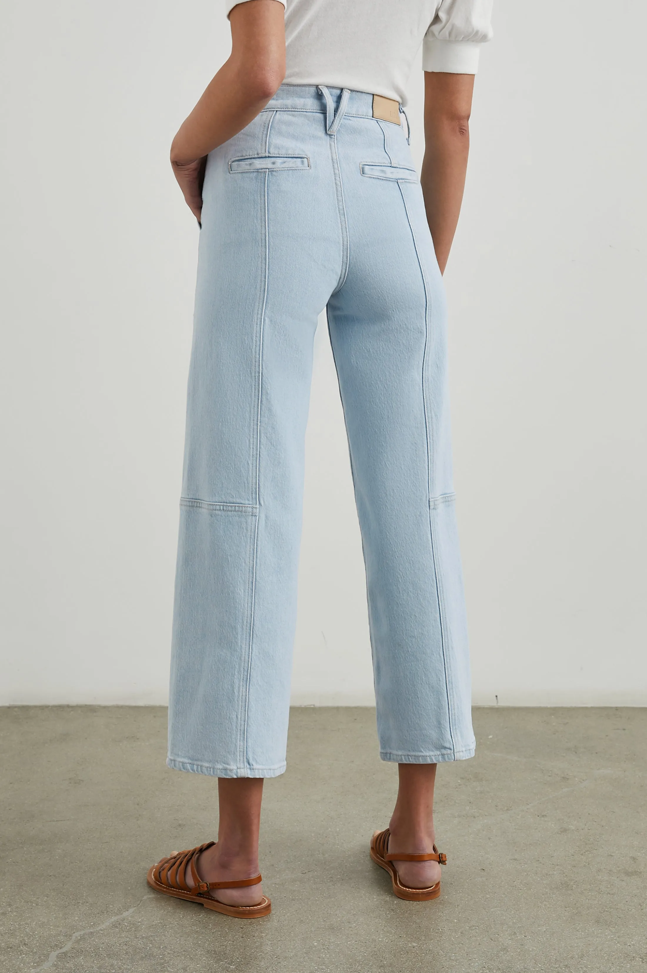 GETTY CROP UTILITY WIDE LEG - OCEANVIEW Rails