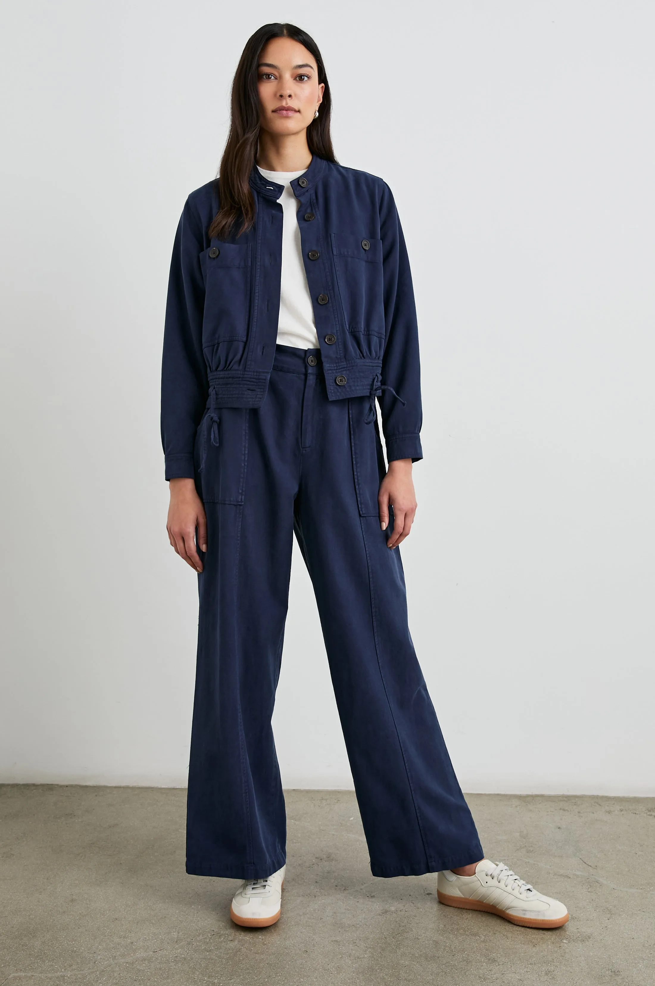 GREER PANT - NAVY Rails