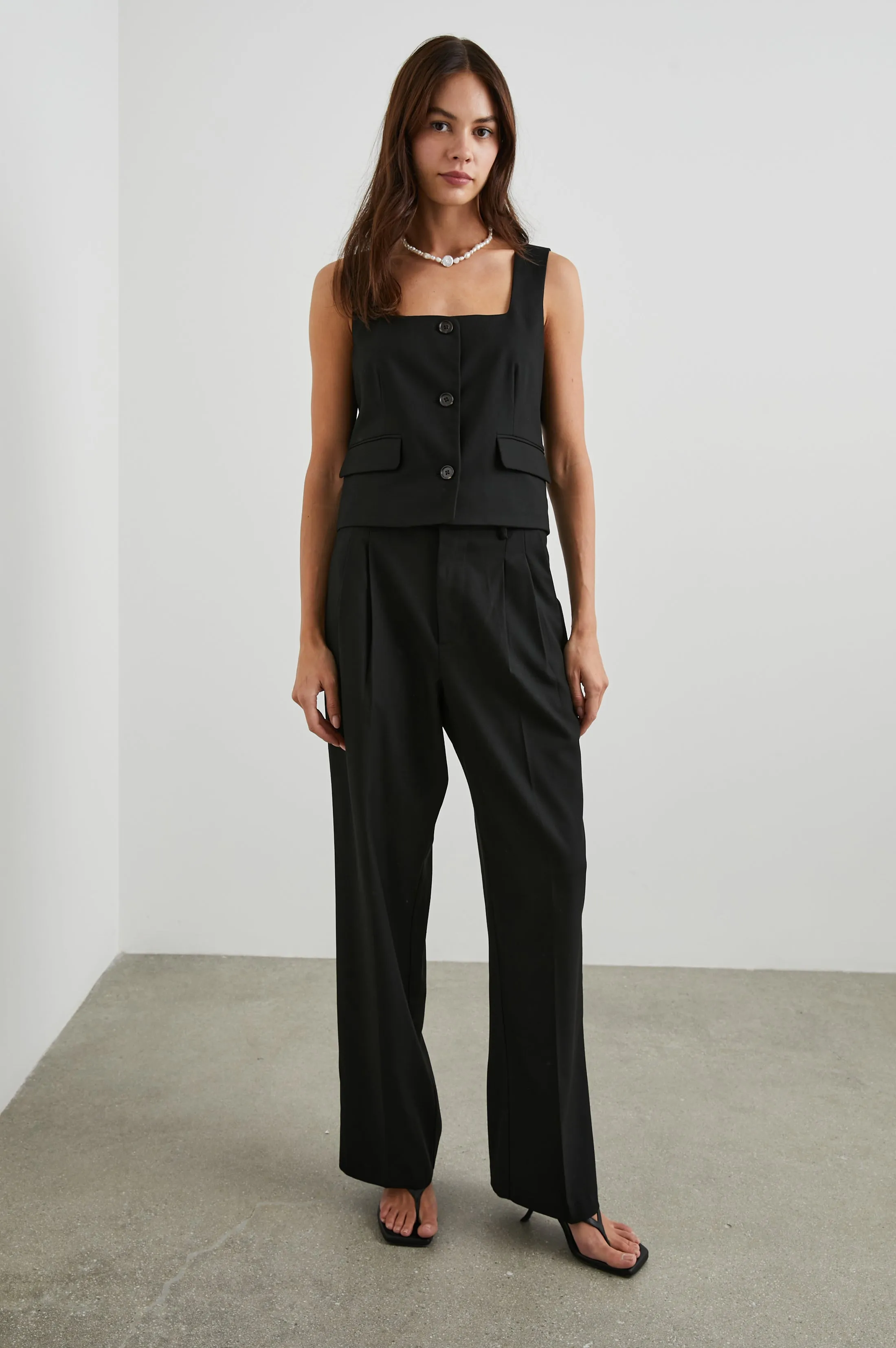 GUILIA VEST - BLACK TWILL Rails