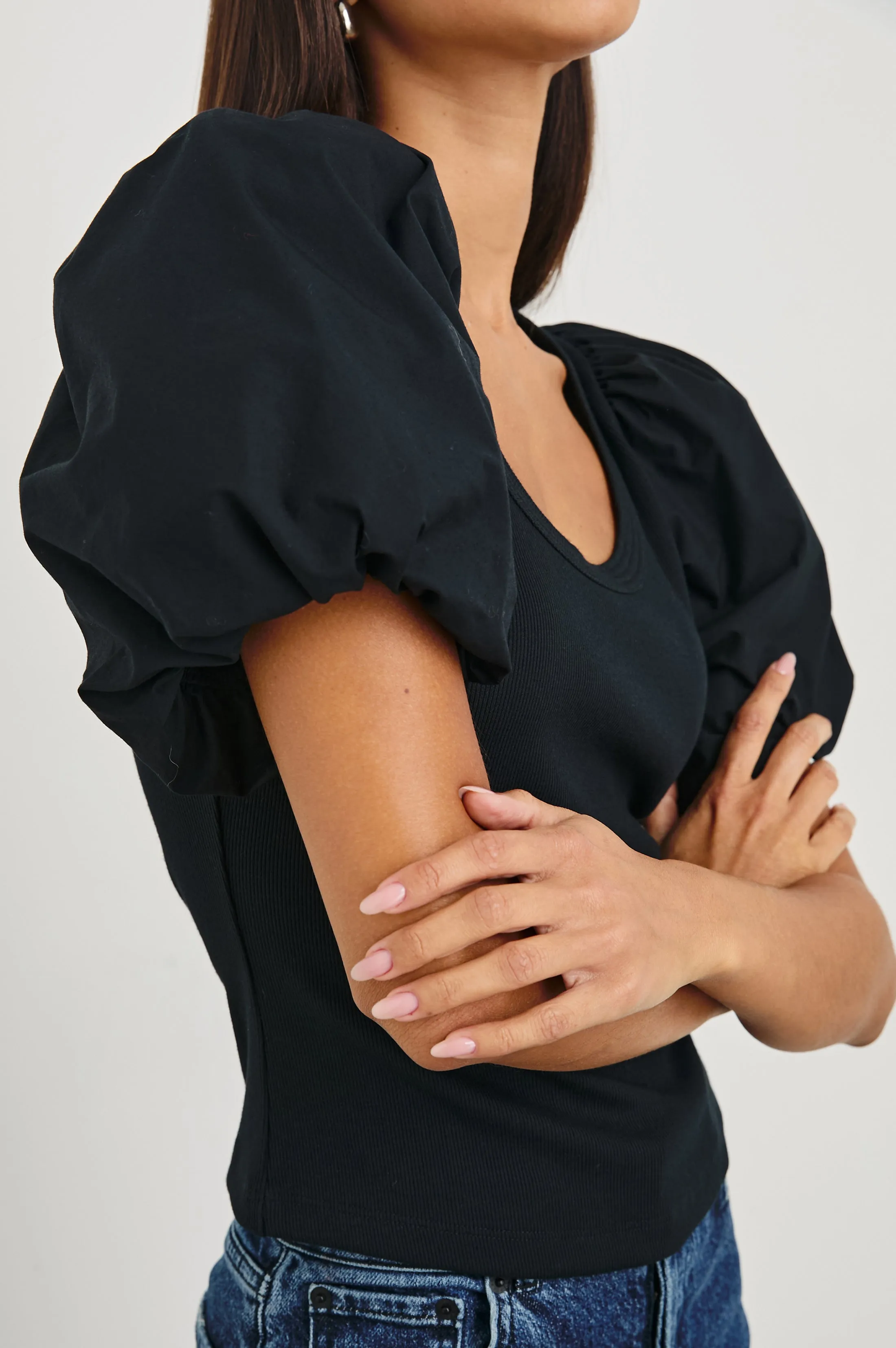 HALLIE TOP - BLACK Rails