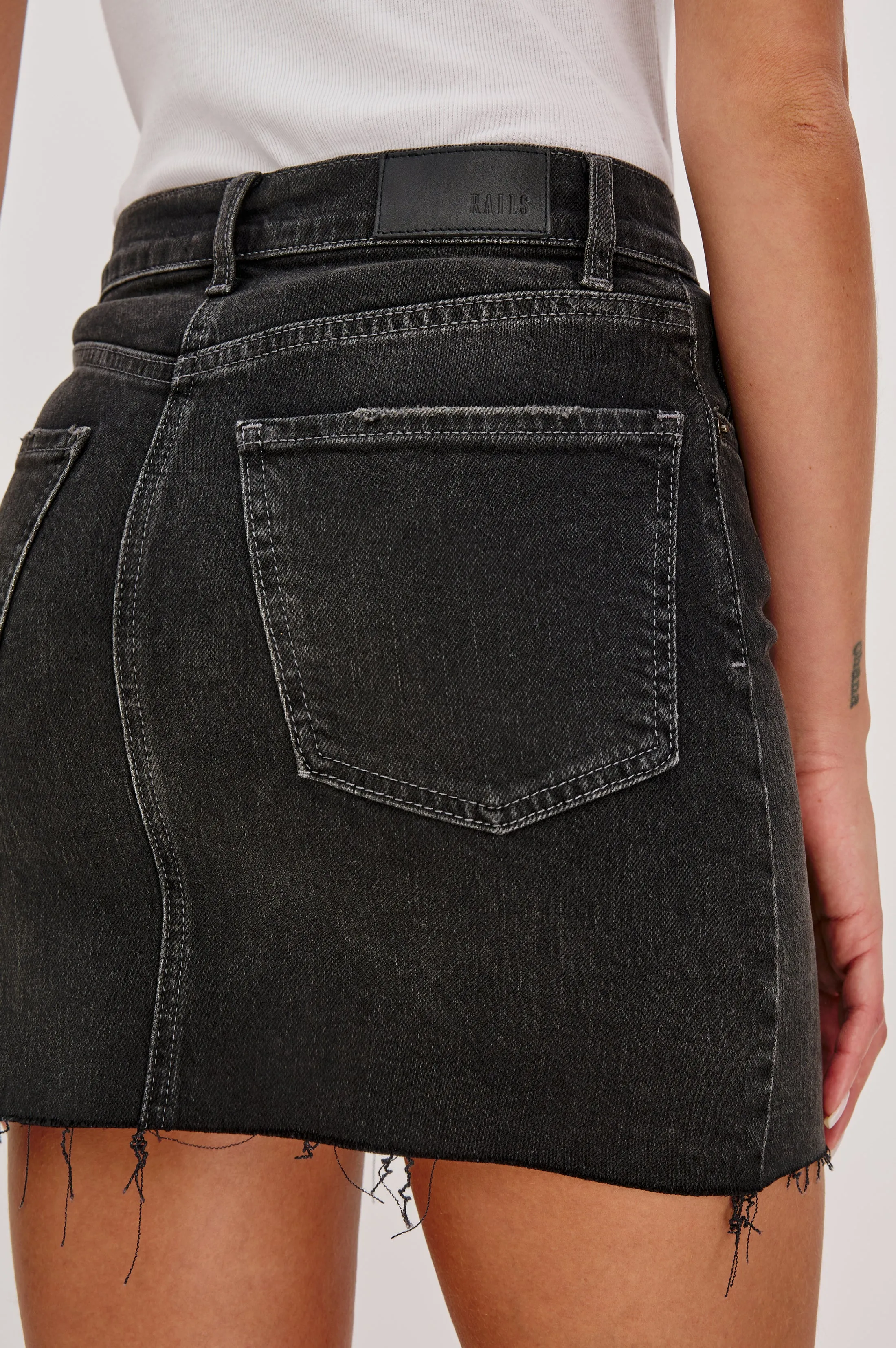 HIGHLAND MINI SKIRT - SPELLBOUND Rails