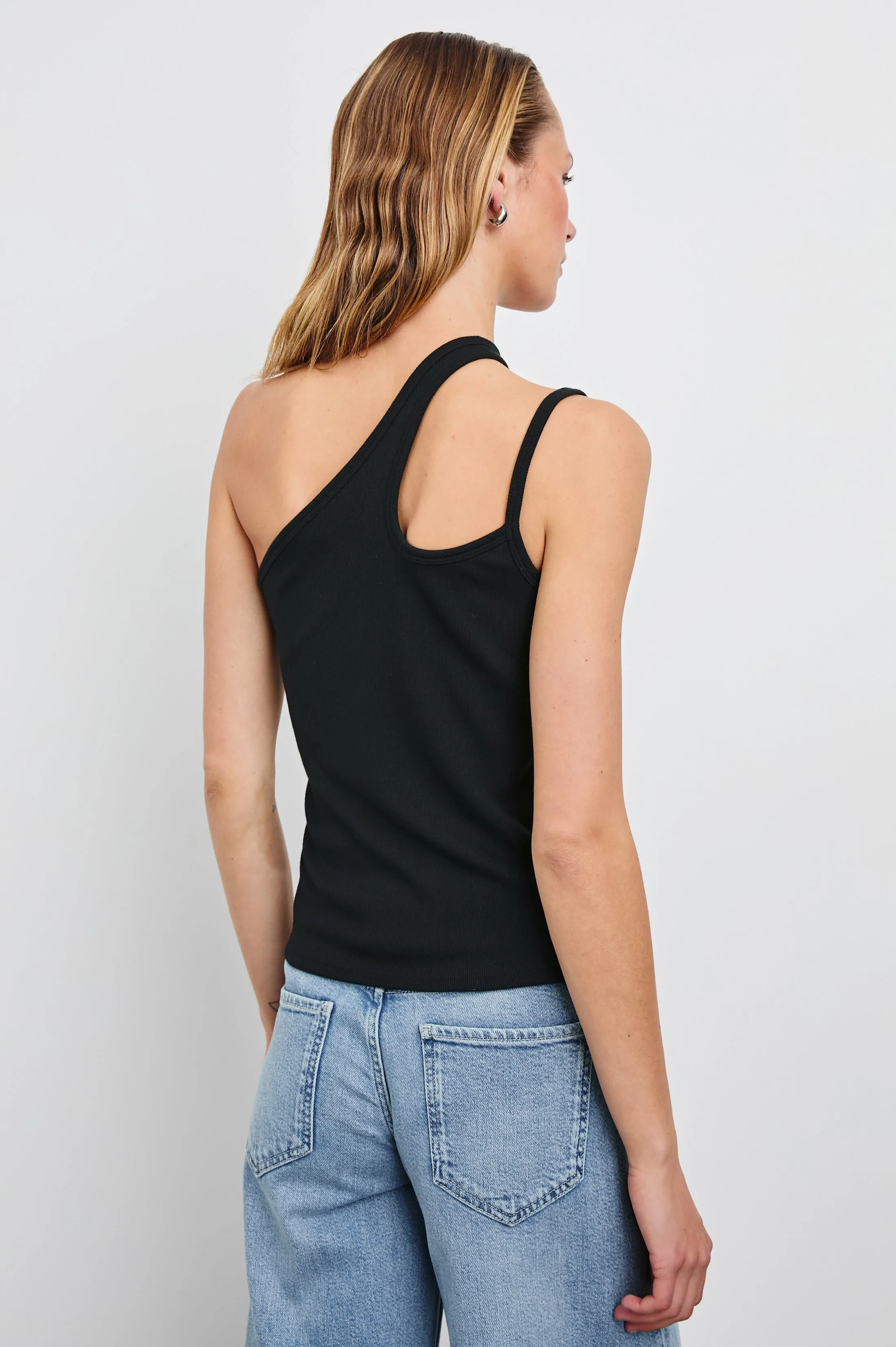 HIRA TOP - BLACK Rails