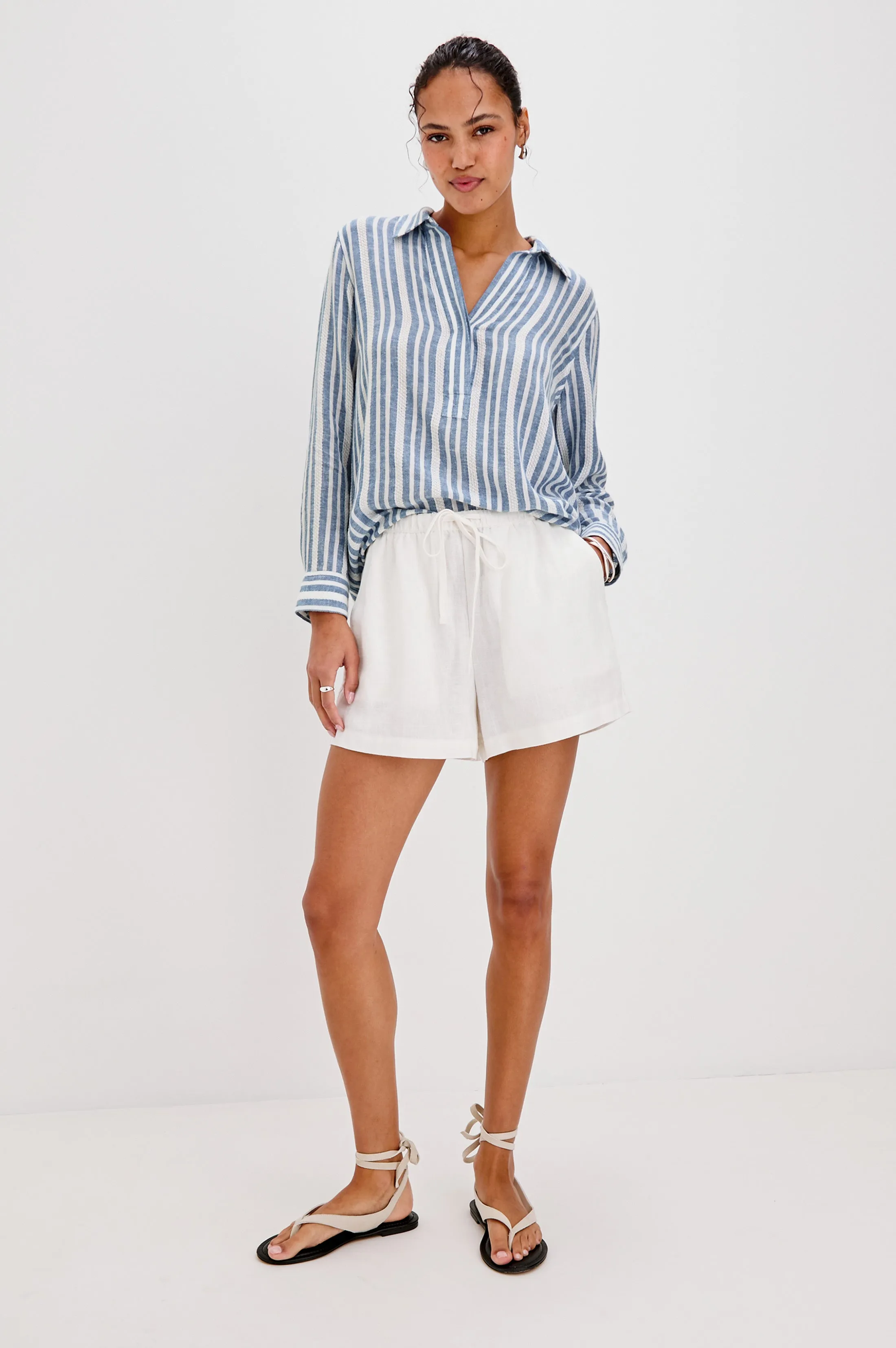 JENNER SHORT - WHITE Rails