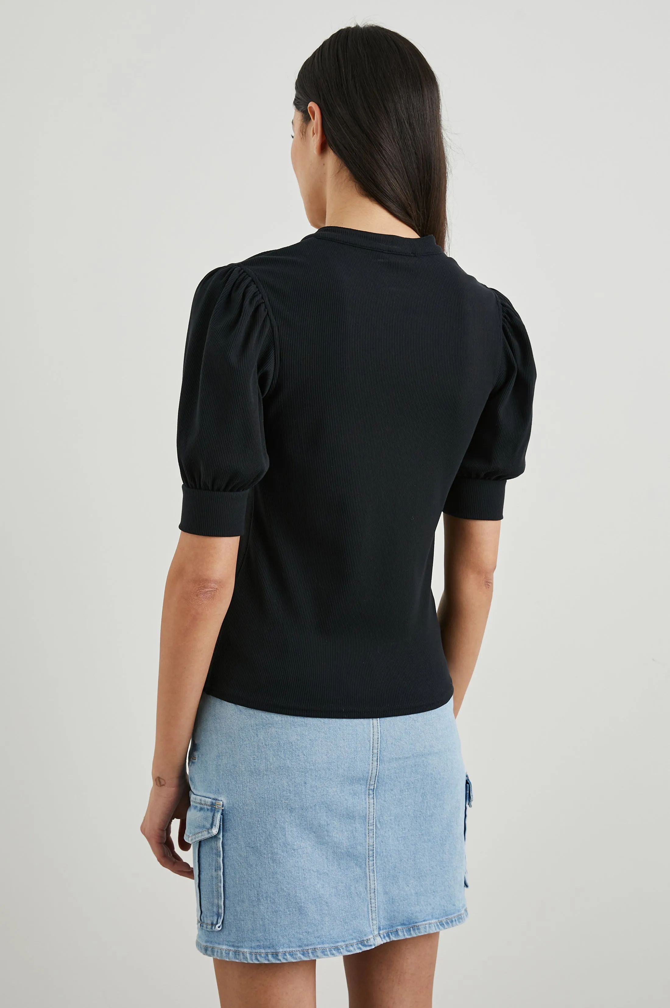 JEWEL TOP - BLACK Rails