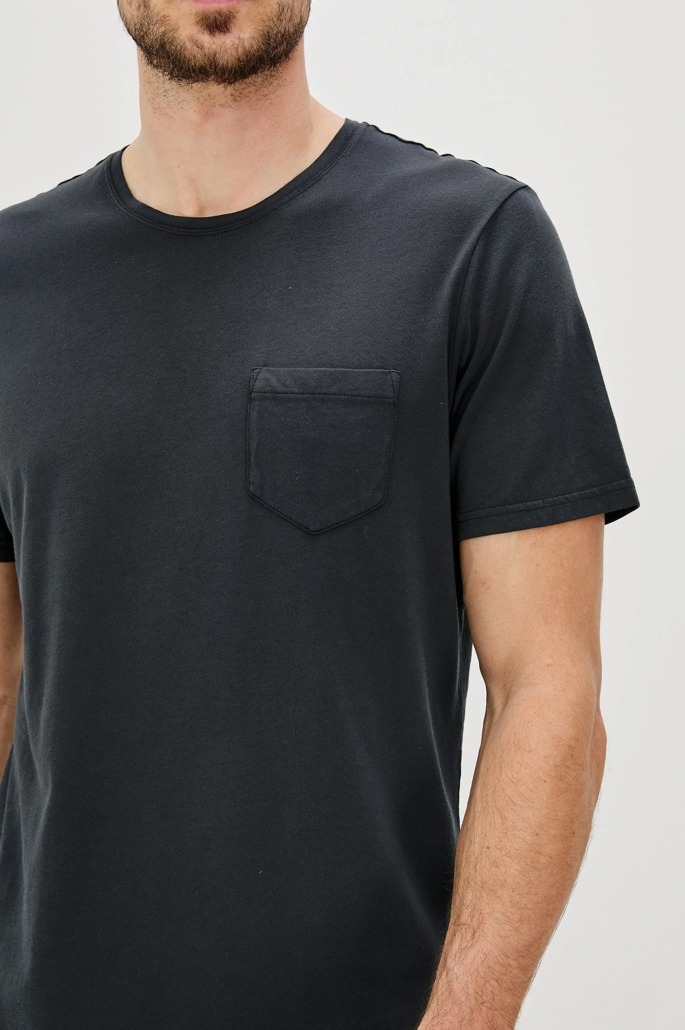 JOHNNY T-SHIRT - CARBON Rails