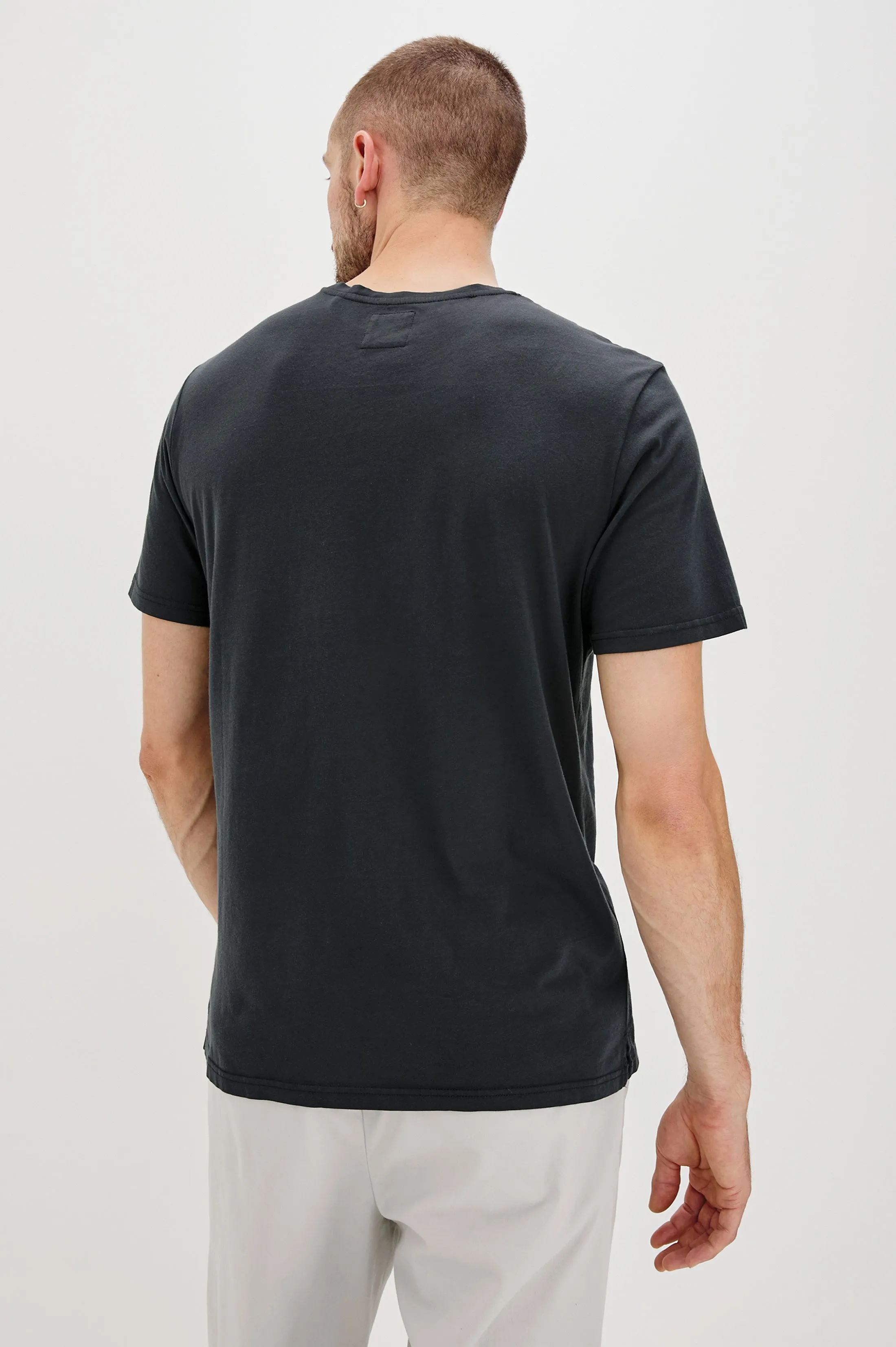 JOHNNY T-SHIRT - CARBON Rails