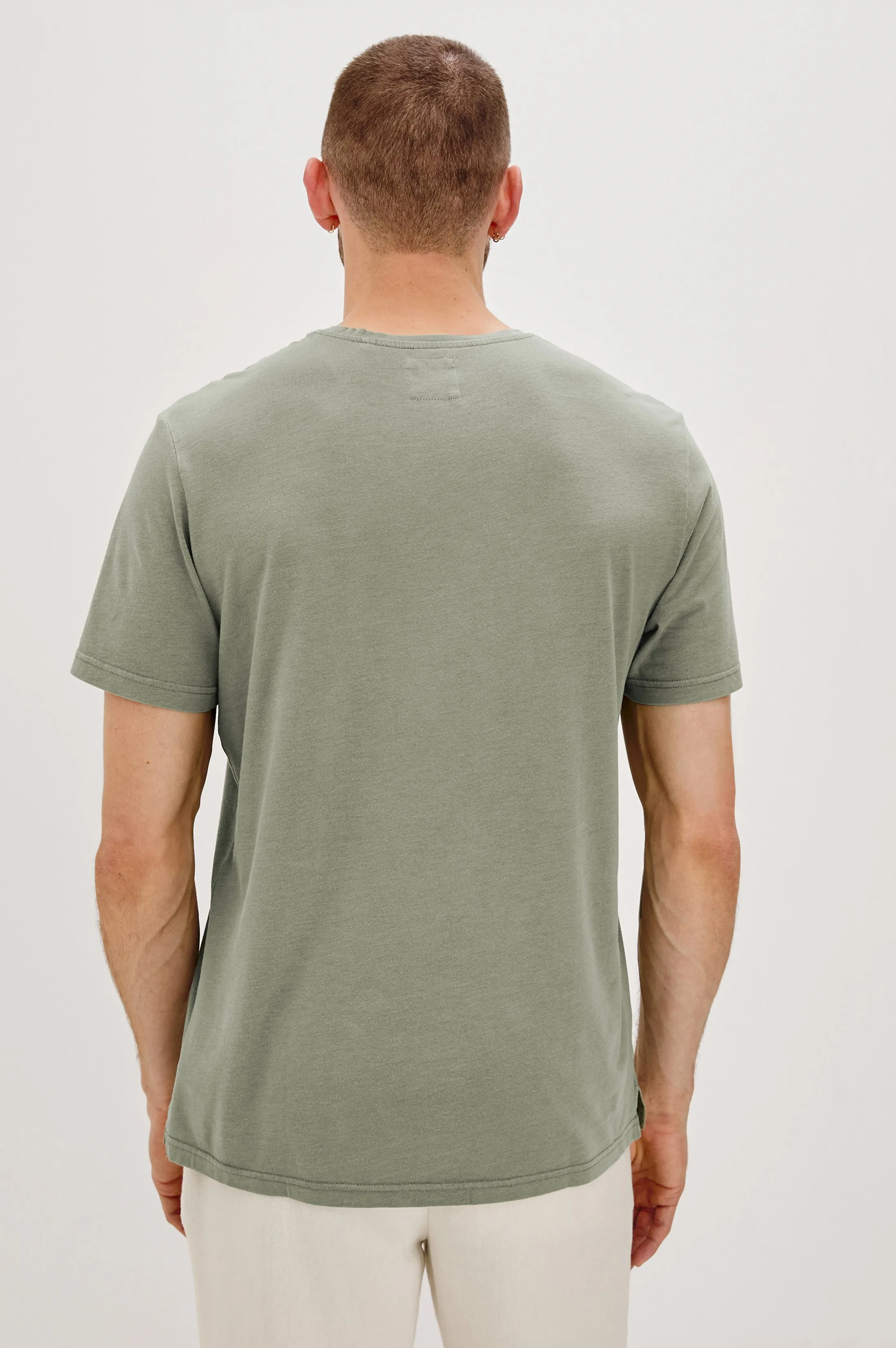 JOHNNY T-SHIRT - OLIVE Rails