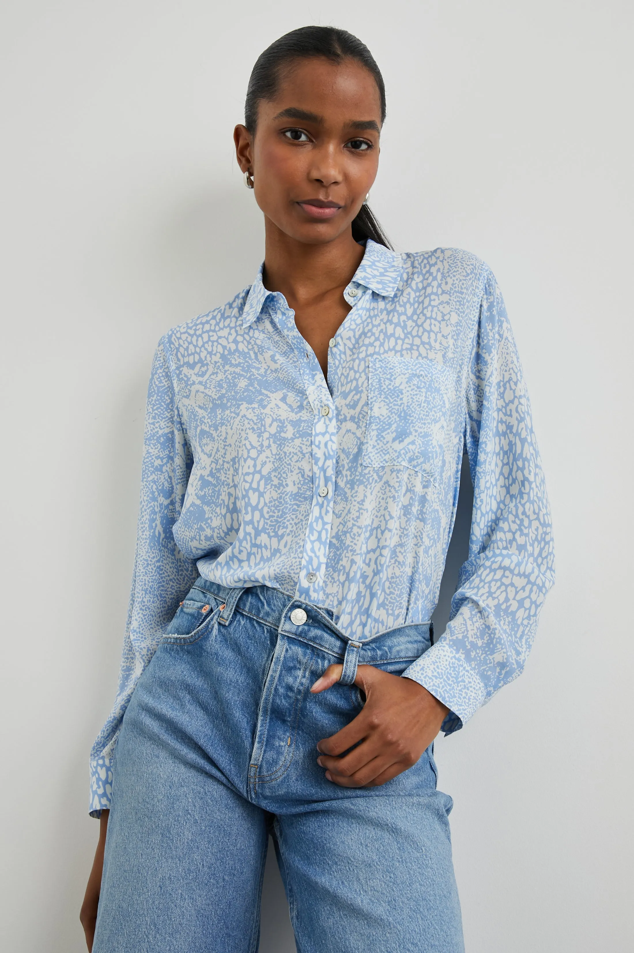 JOSEPHINE SHIRT - AQUA MIXED ANIMALS Rails