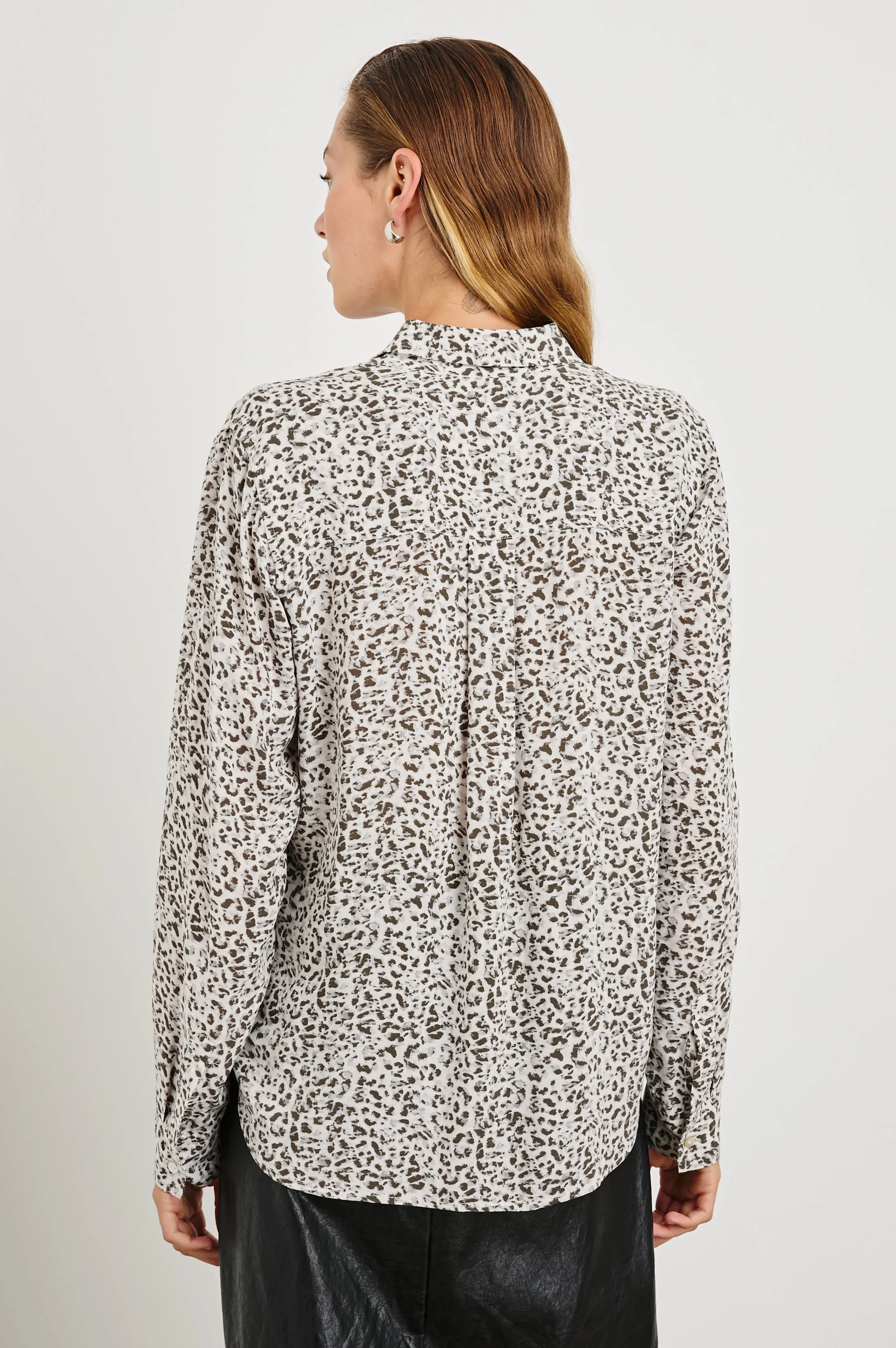 JOSEPHINE SHIRT - CHARCOAL WATERCOLOR CHEETAH Rails