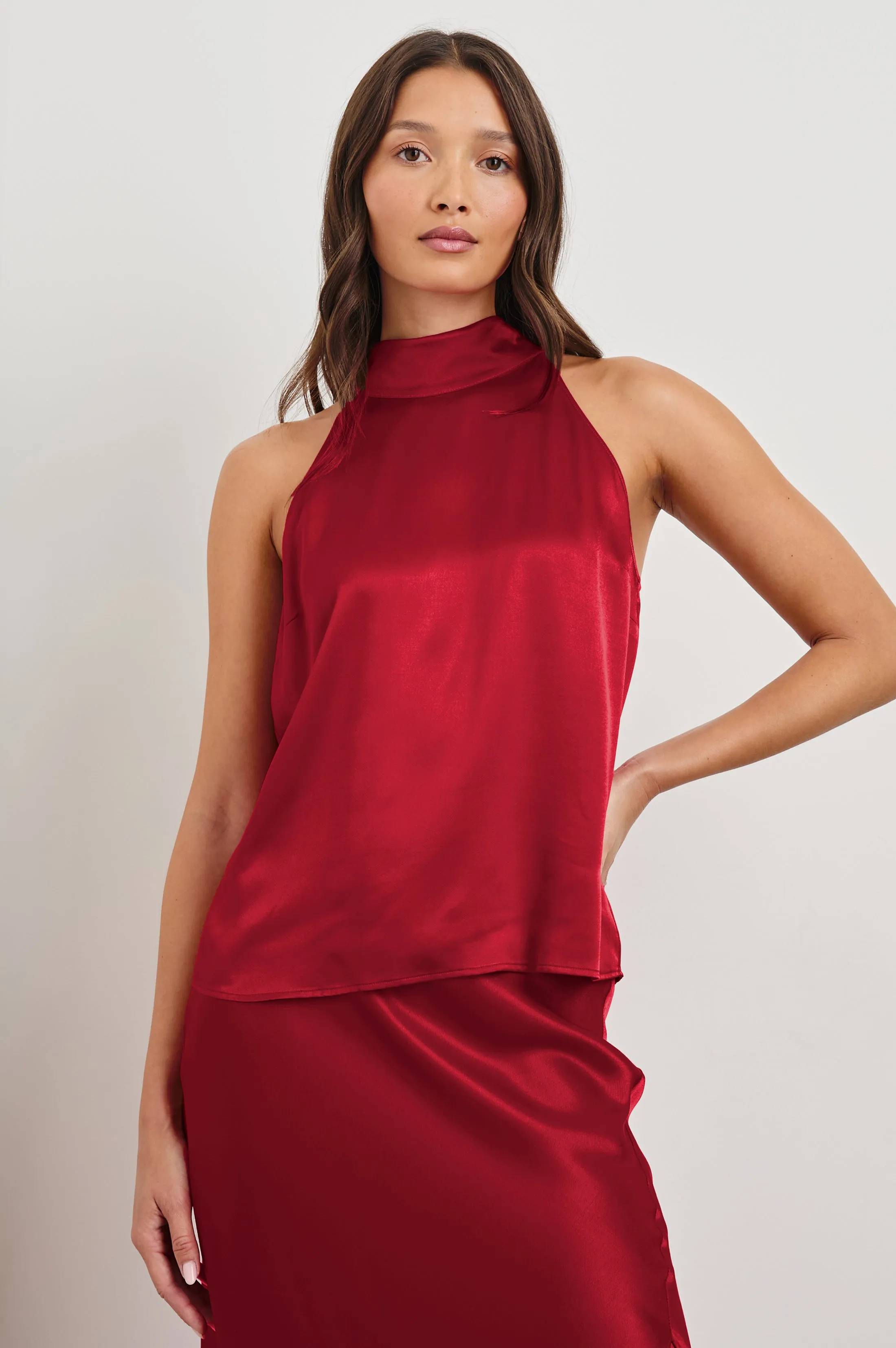 LEAH TOP - SCARLET Rails