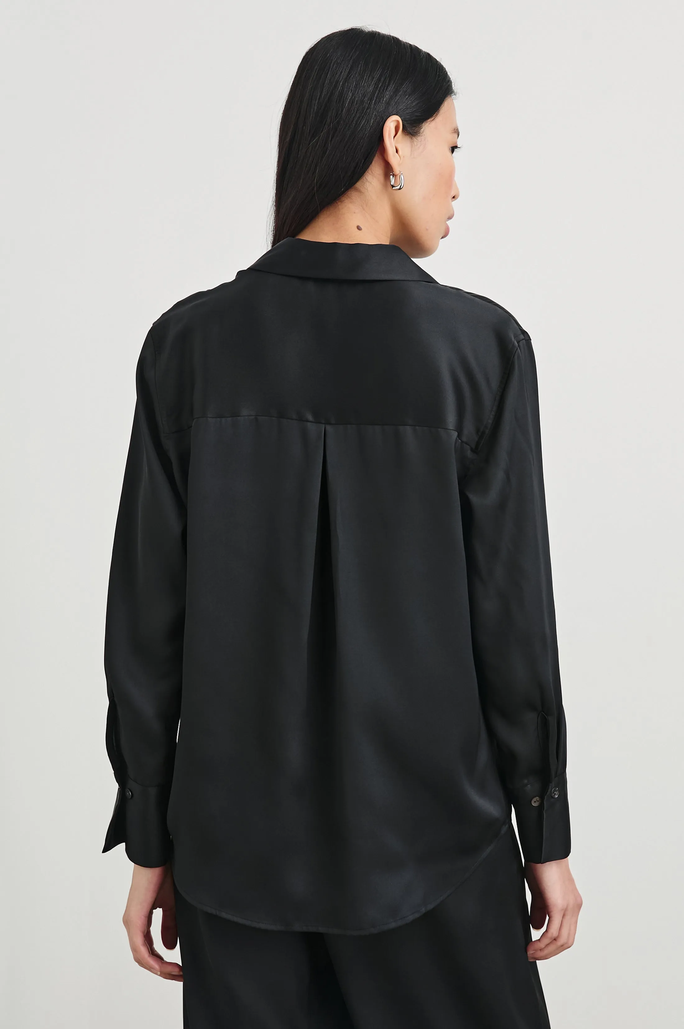 LEDGER SHIRT - BLACK Rails