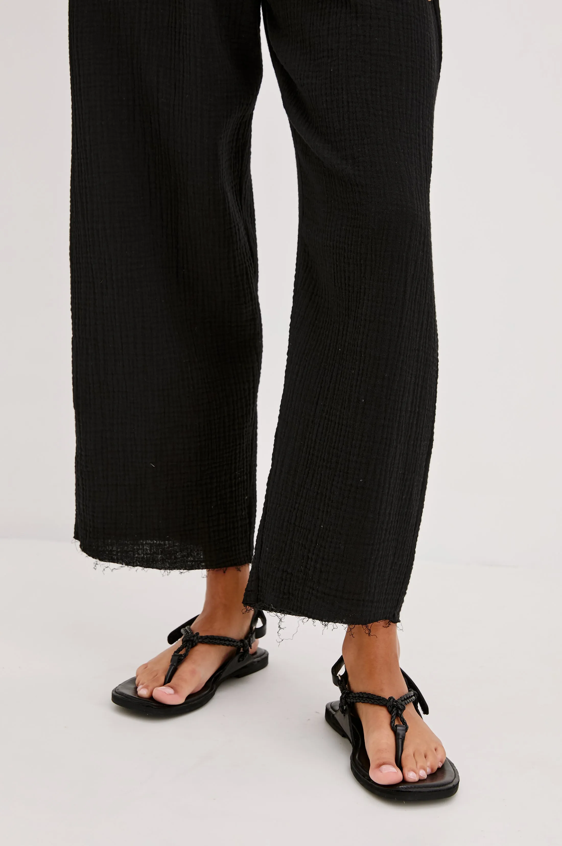 LEON CROP PANT - BLACK Rails
