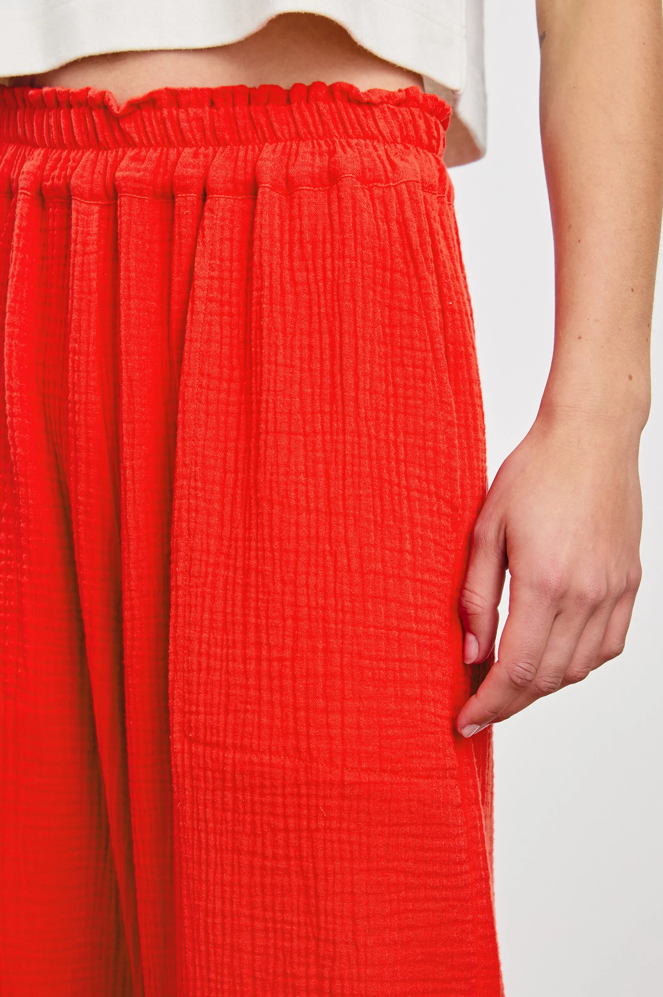 LEON CROP PANT - CHERRY Rails