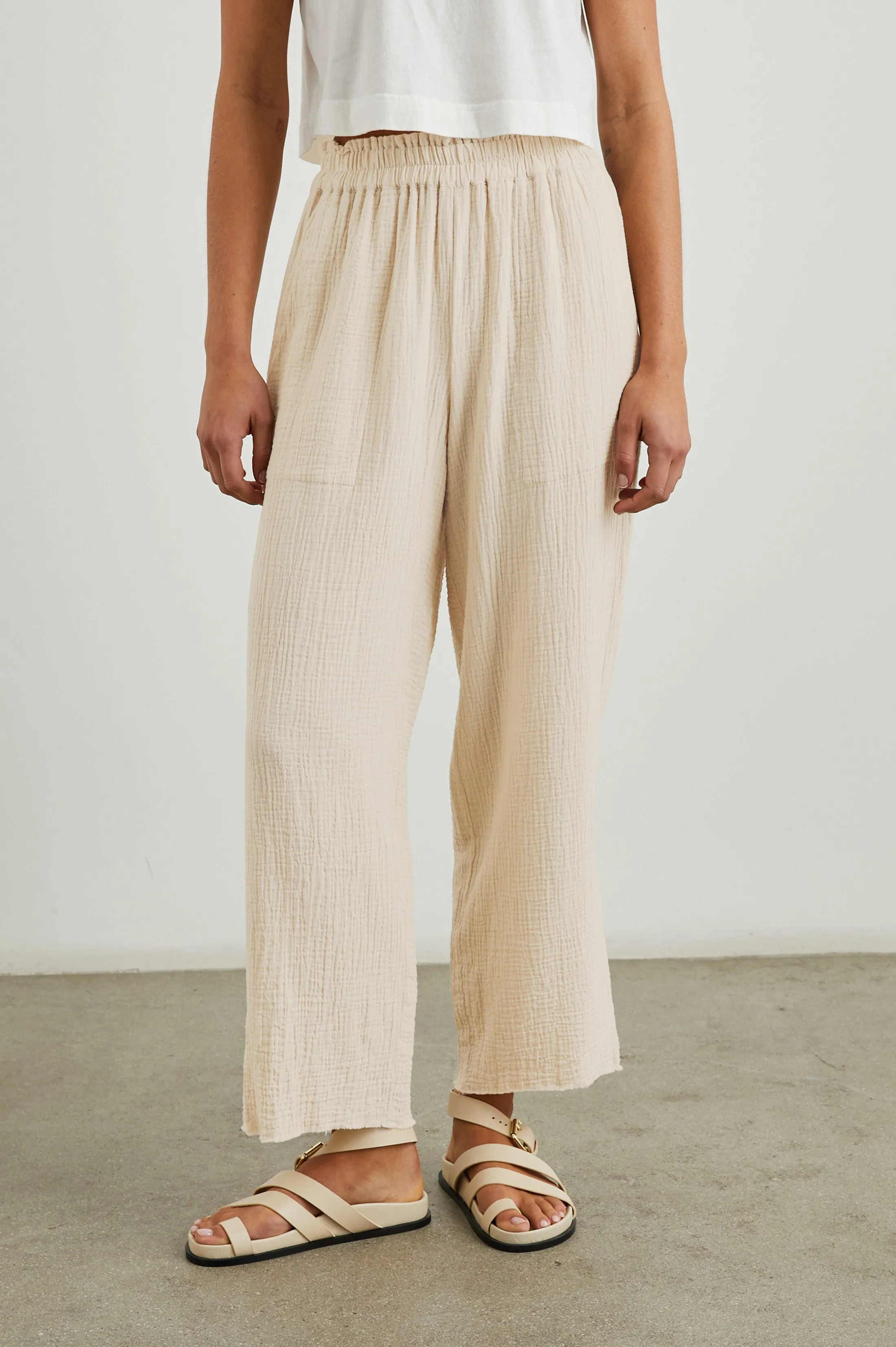 LEON CROP PANT - FLAX Rails