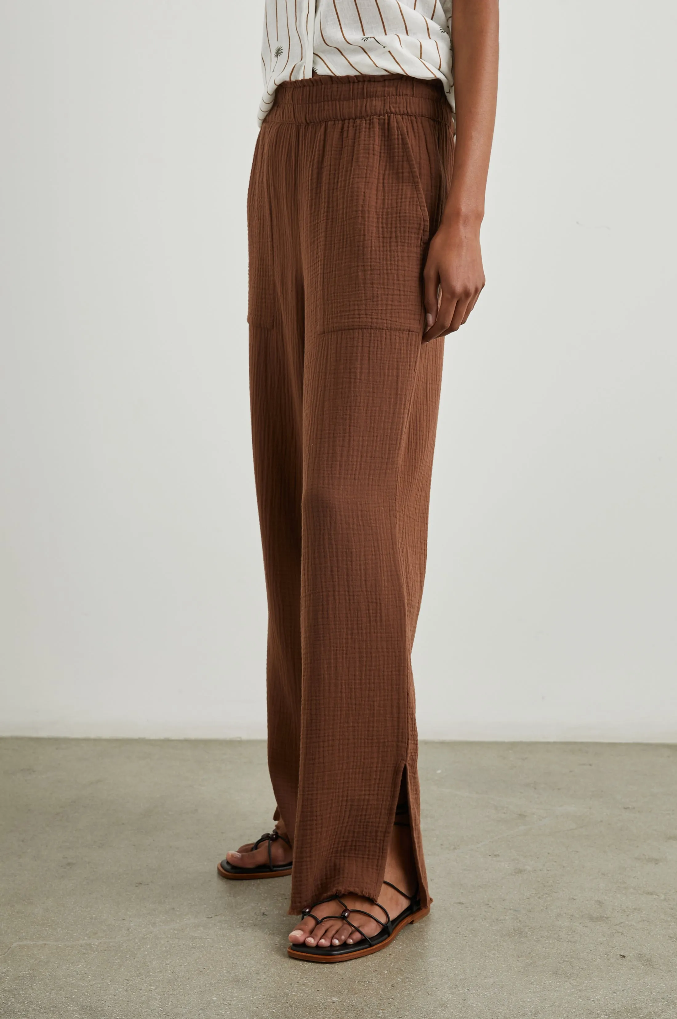 LEON PANT - CACAO Rails