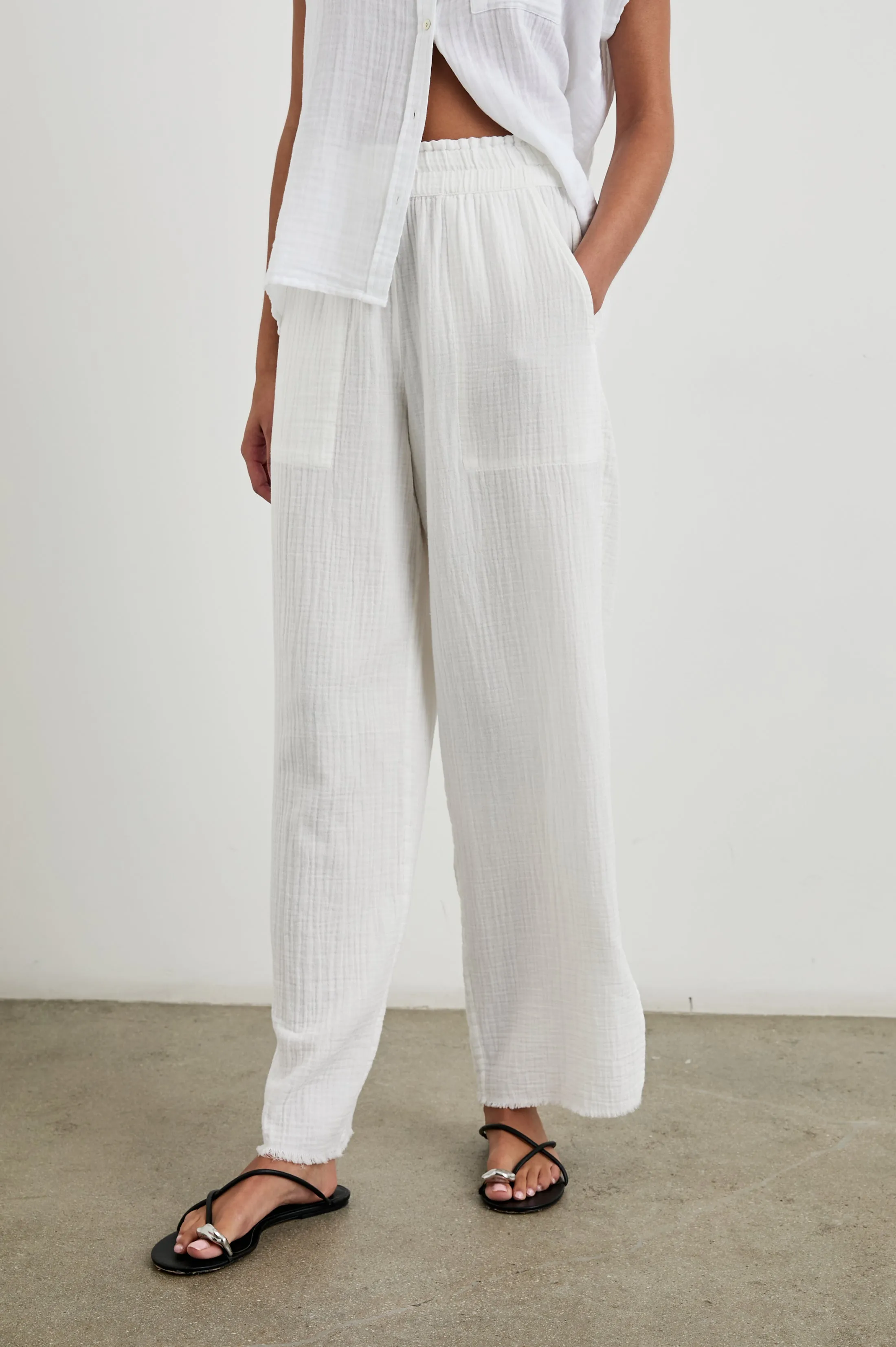 LEON PANT - WHITE Rails